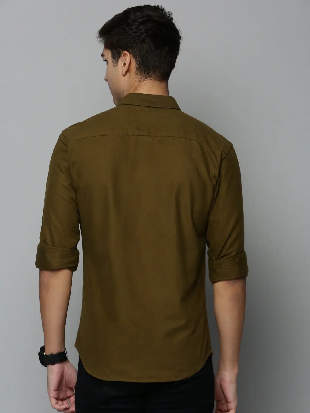 Men's Green Solid Casual Shirt