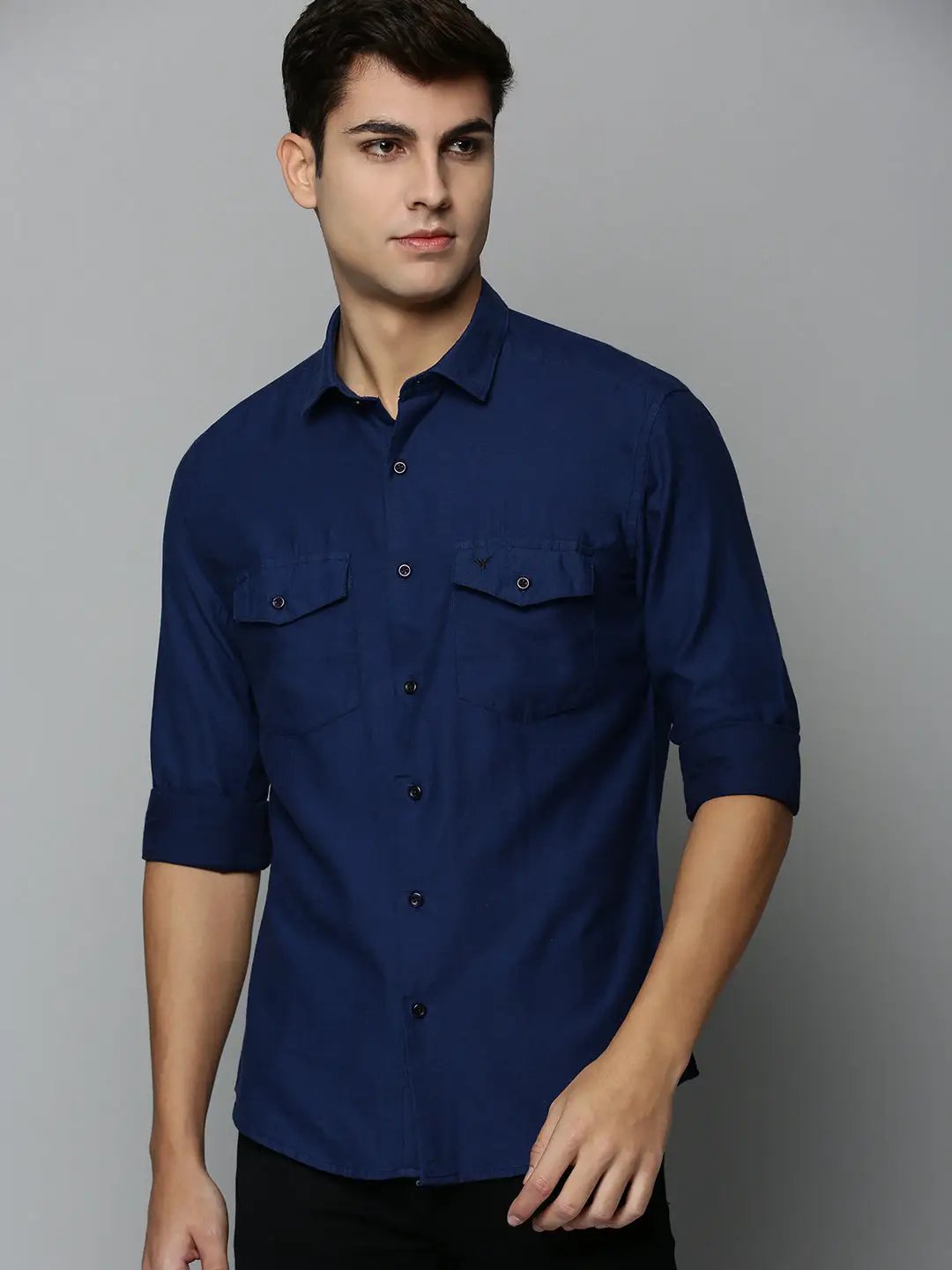 Men's Navy Solid Casual Shirt