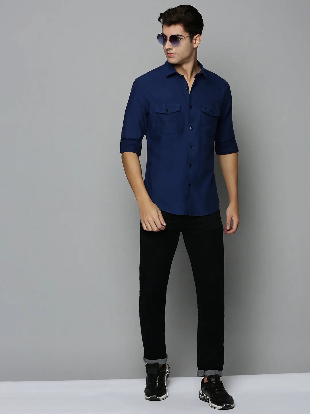 Men's Navy Solid Casual Shirt