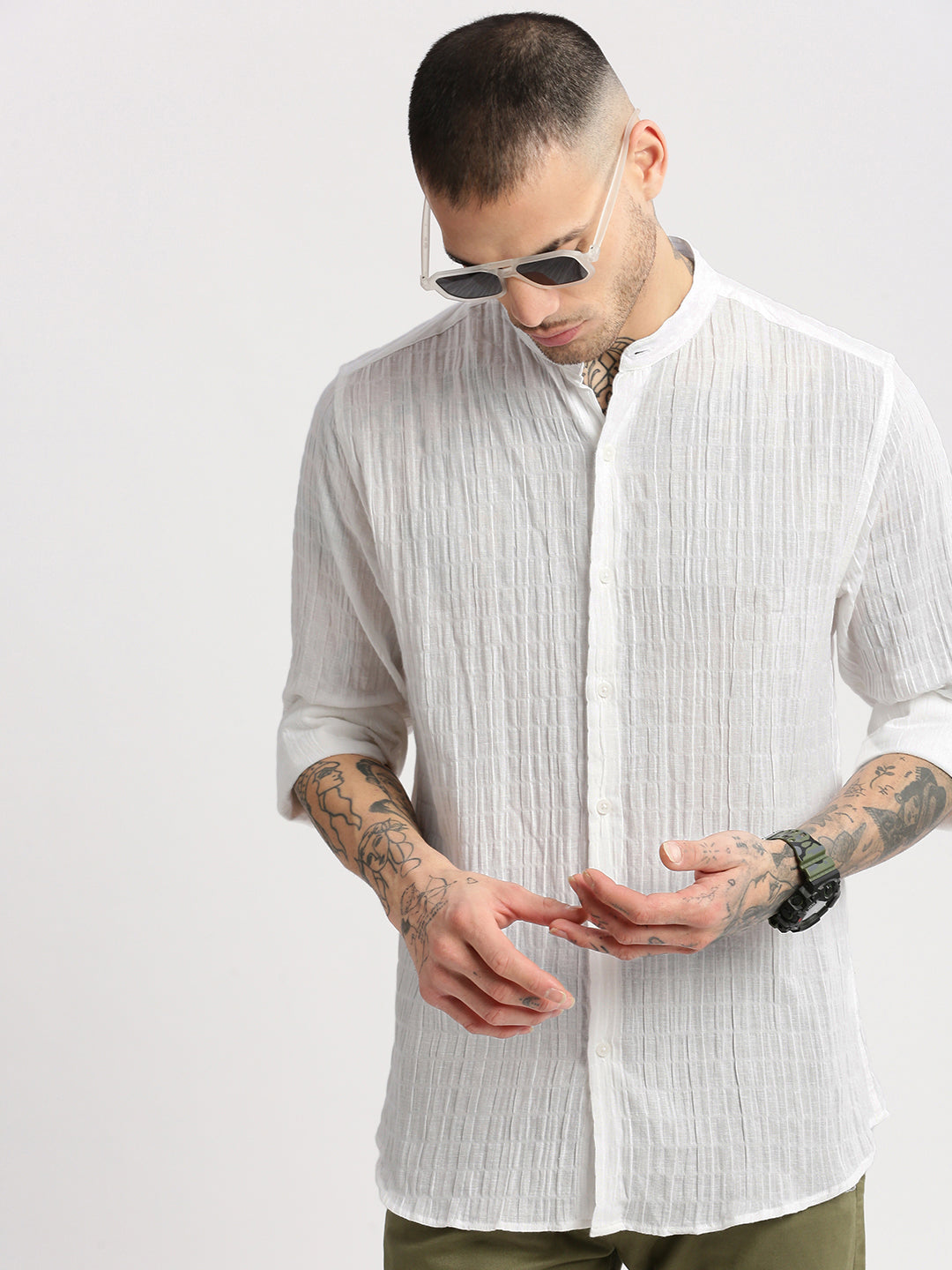 Men's Mandarin Collar White Solid Casual Shirt