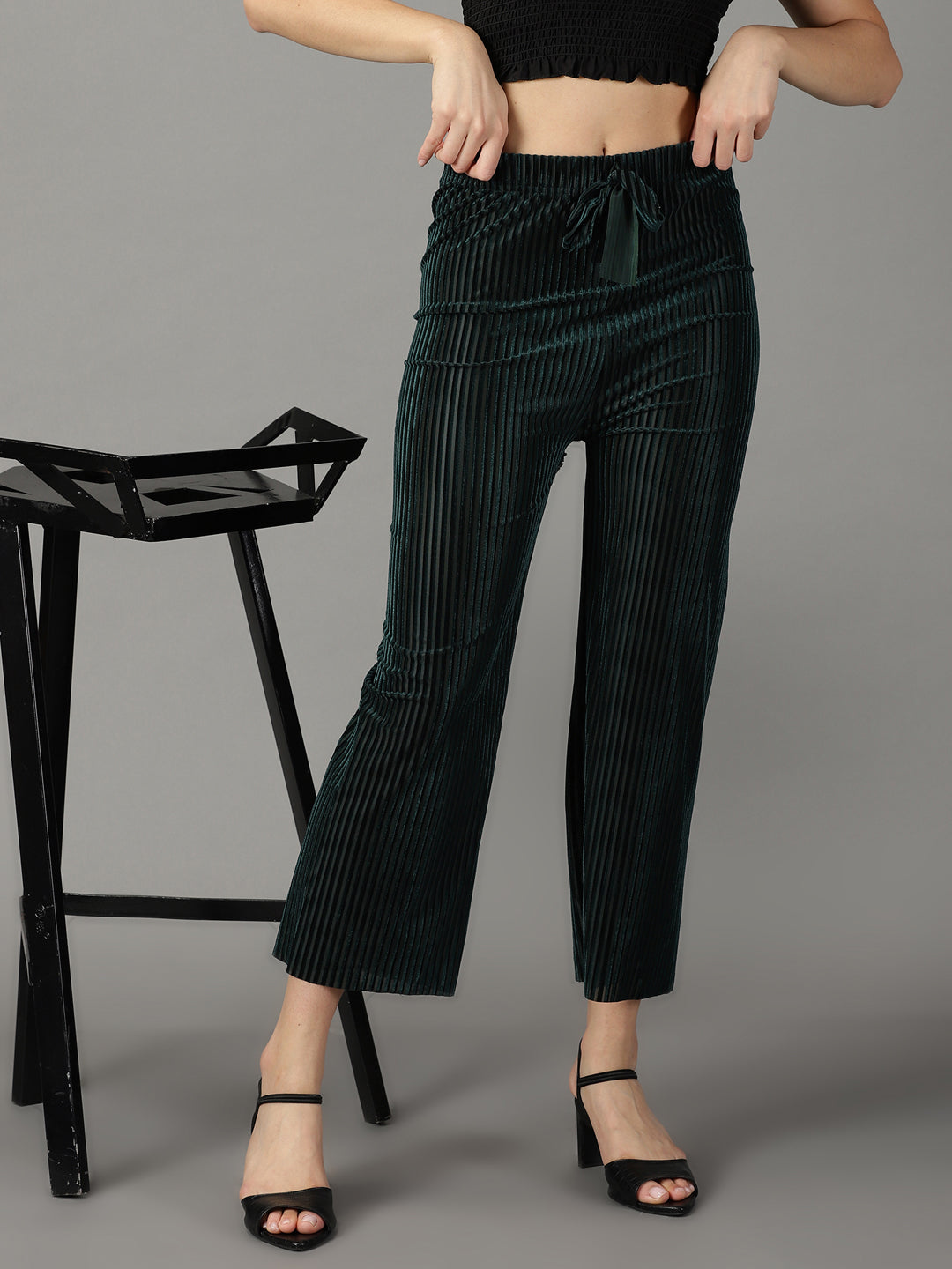 Women's Green Solid Parallel Trouser