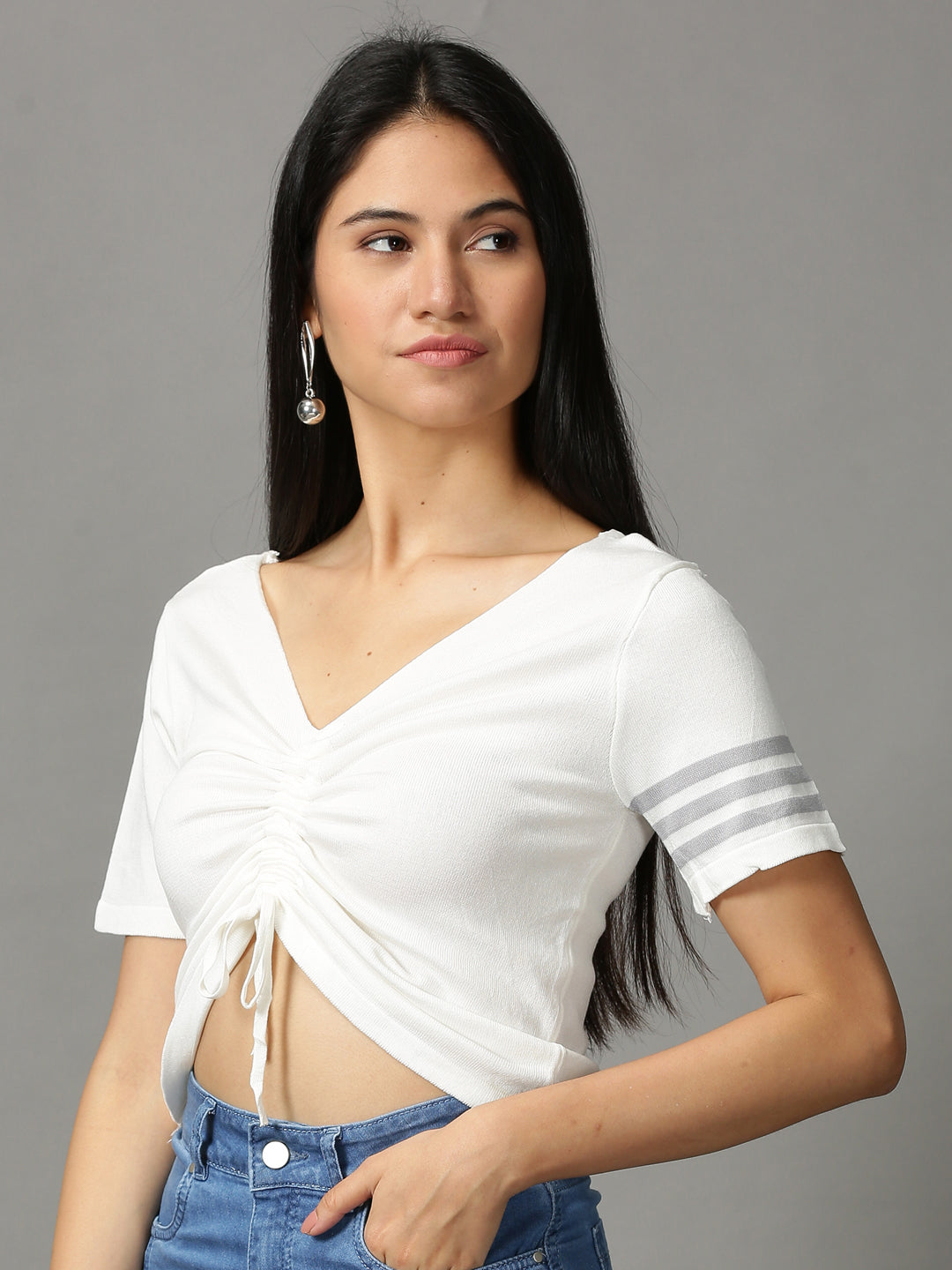 Women's White Solid Fitted Crop Top