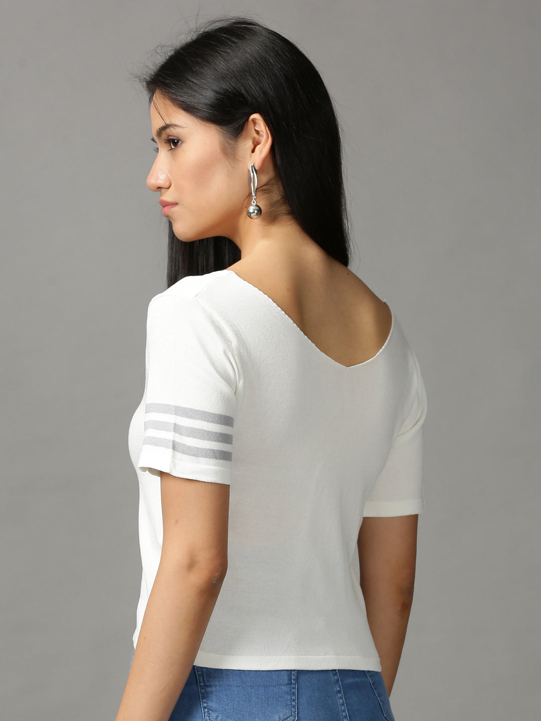 Women's White Solid Fitted Crop Top