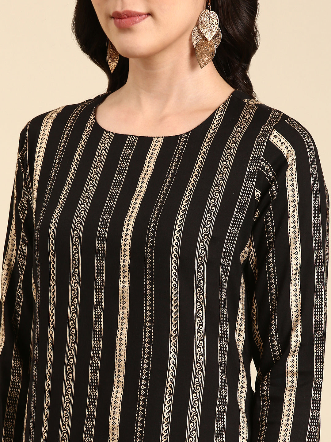 Women's Black Printed Straight Kurta