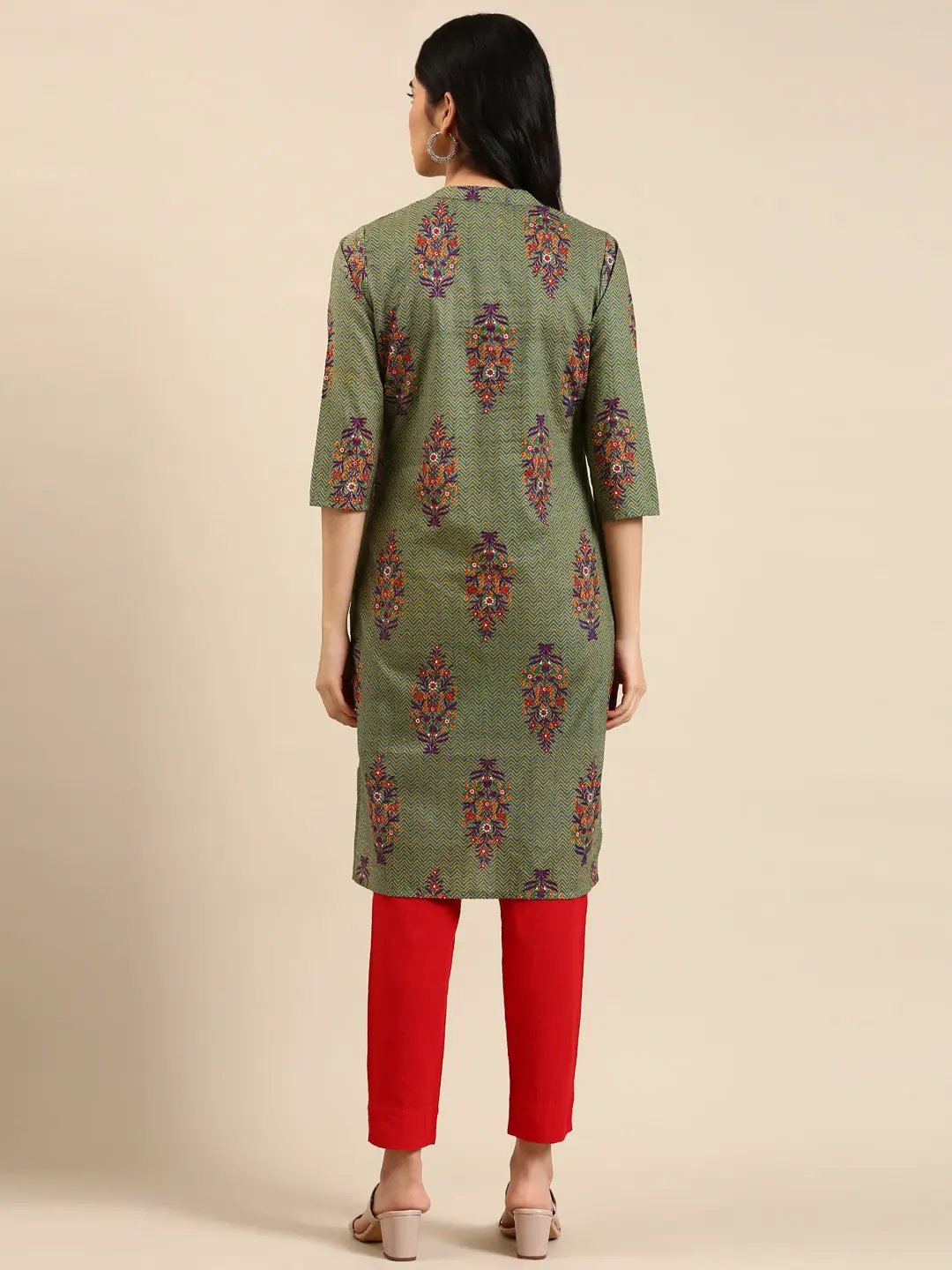 Women's Multi Floral Printed Mandarin Collar Straight Kurta
