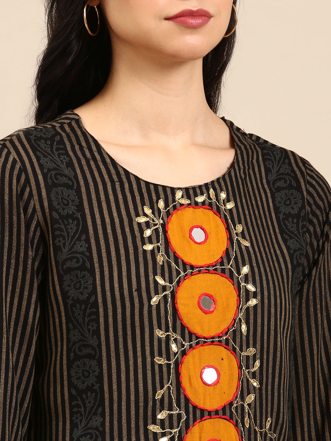 Women's Black Striped Kurta Set