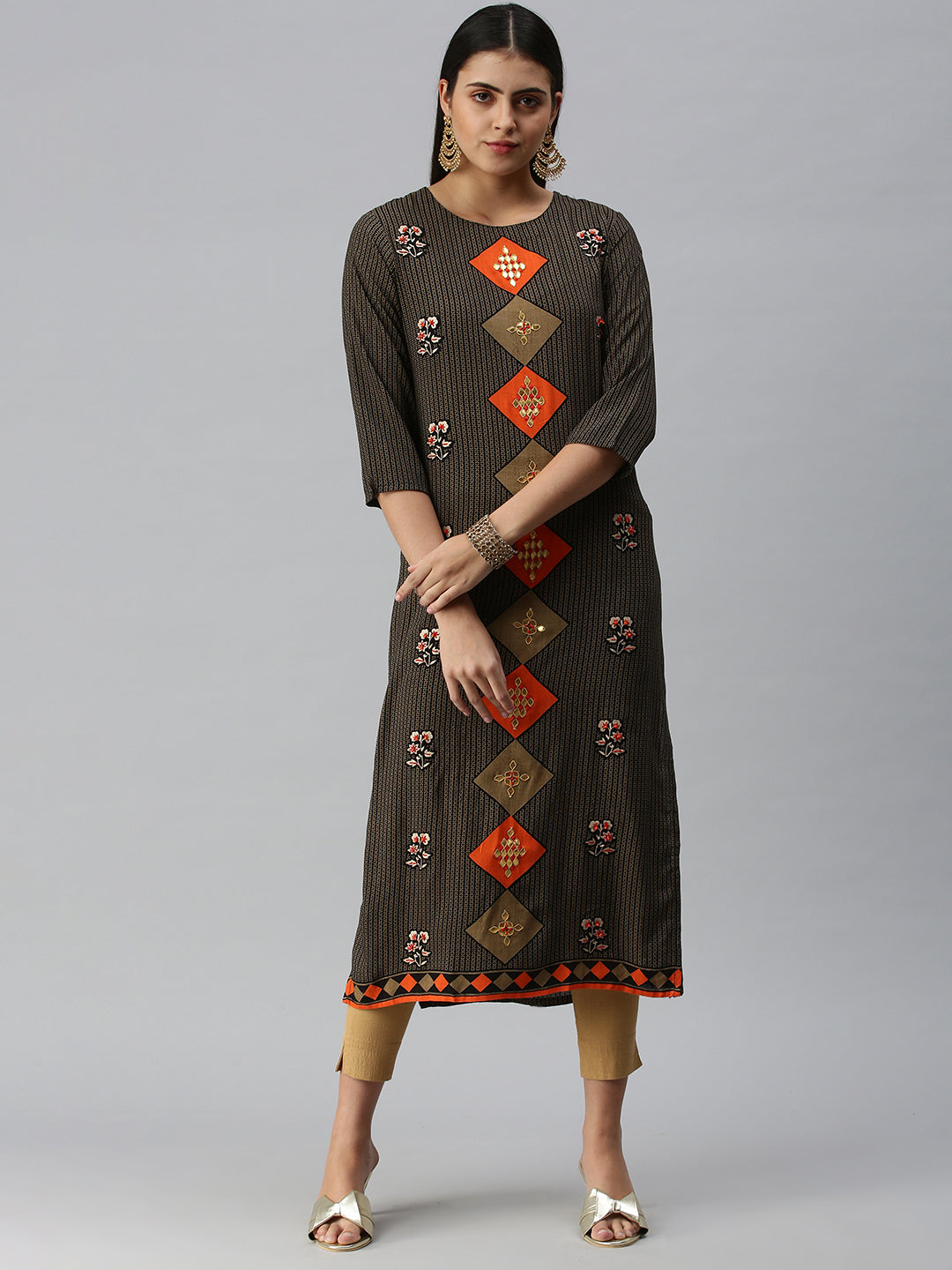 Women's BlackBeige Floral Khatwa Straight Kurta