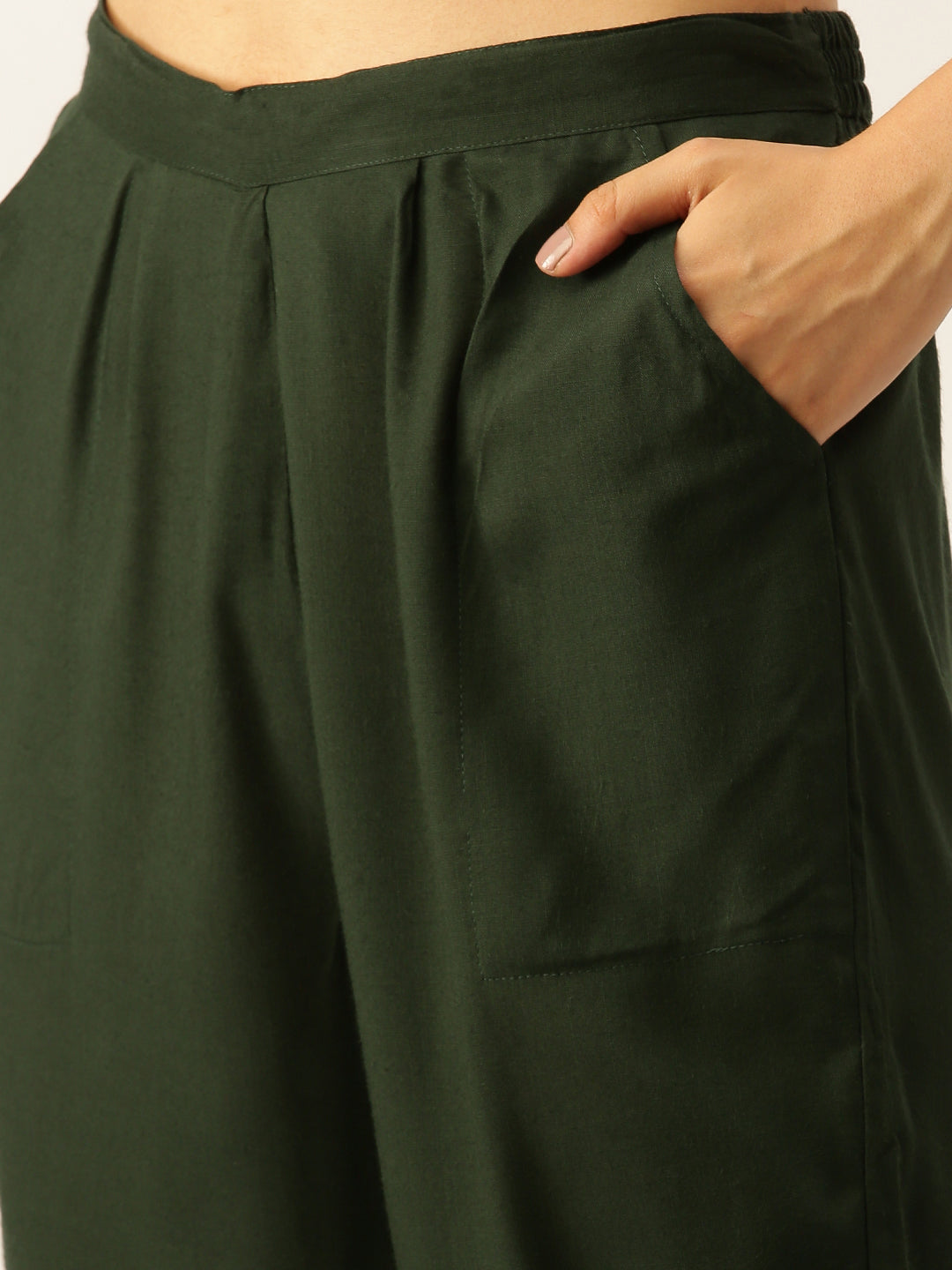 Women's Green Solid Kurta Sets