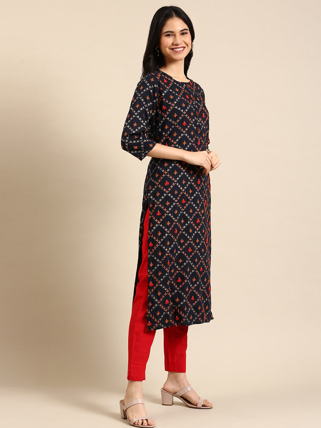 Women's Navy Blue Printed Straight Kurta