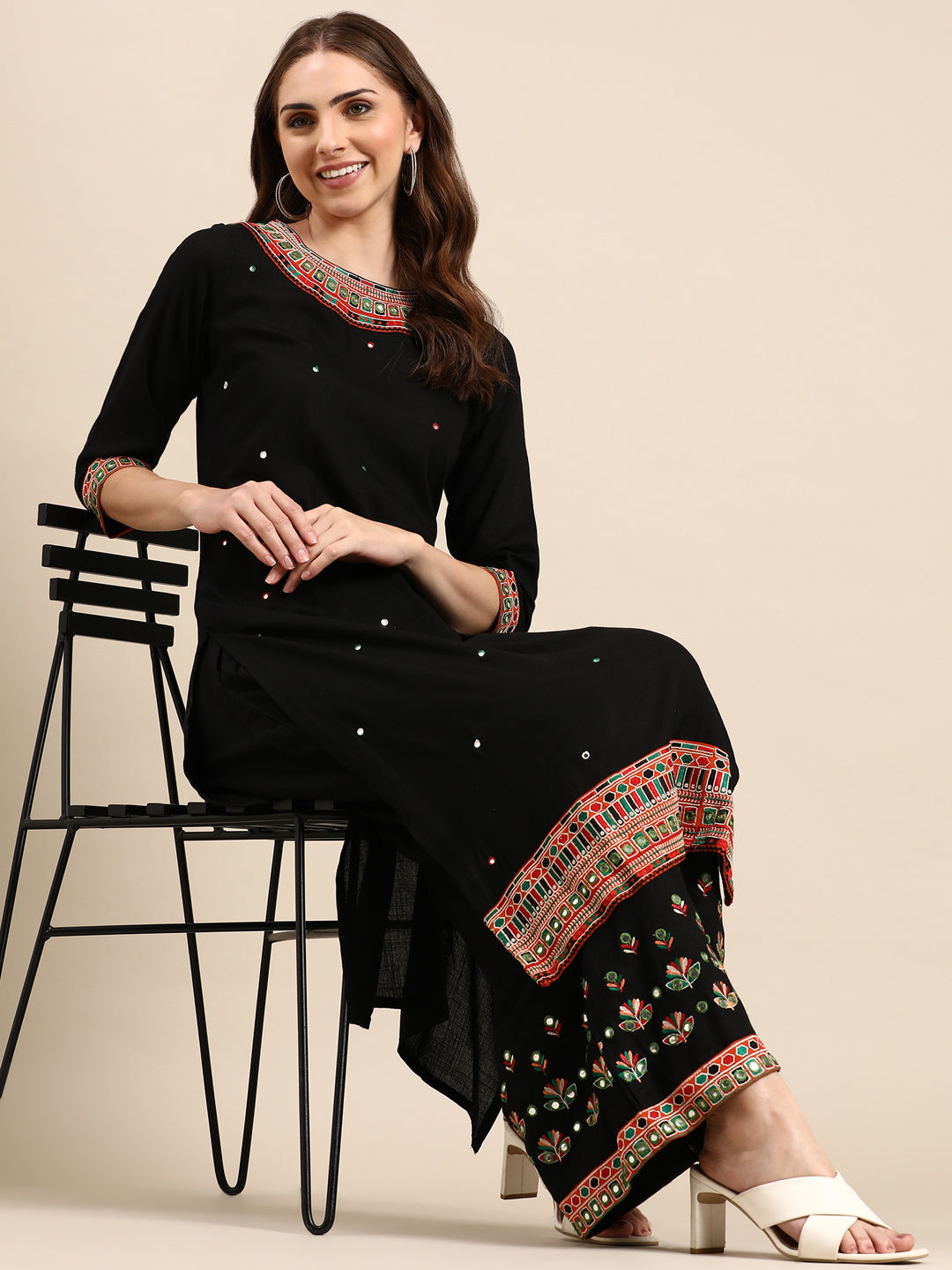 Women's Black Embroidered Kurta Set