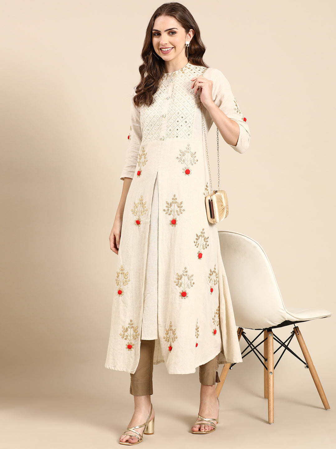 Women's Off White Embellished A-Line Kurta