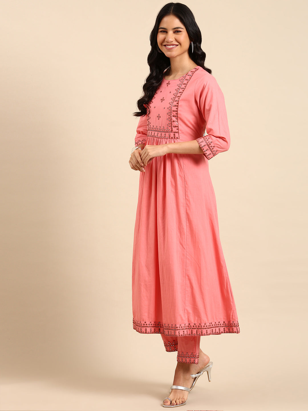 Women's Pink Solid Kurta Set