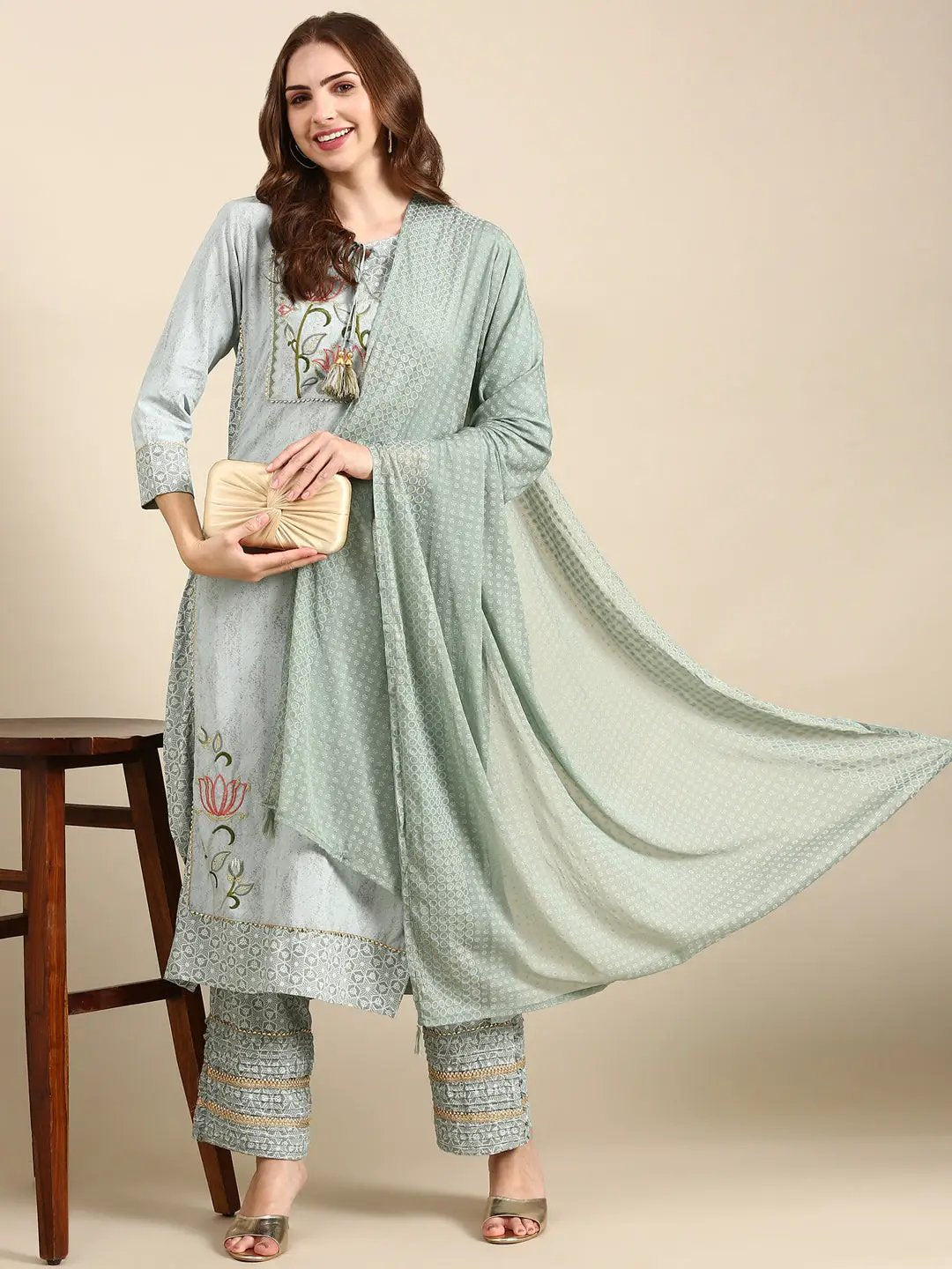 Women's Grey Floral Embroidered Cotton Kurta Set With Dupatta