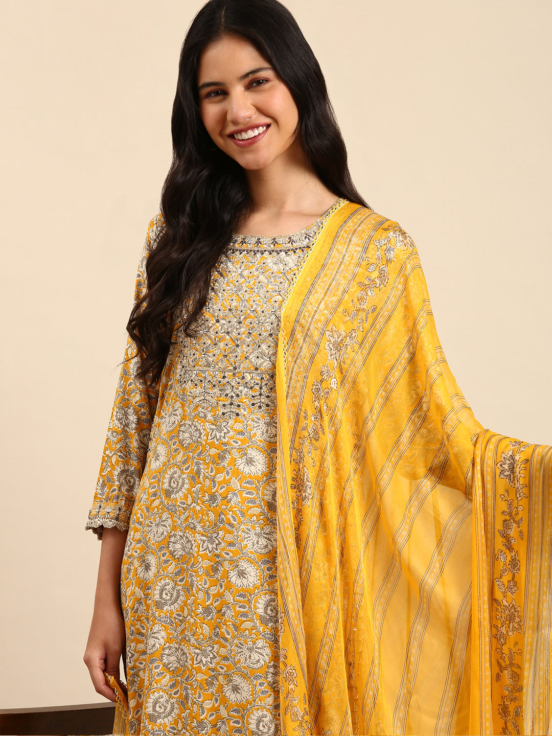 Women's Yellow Printed Kurta Set