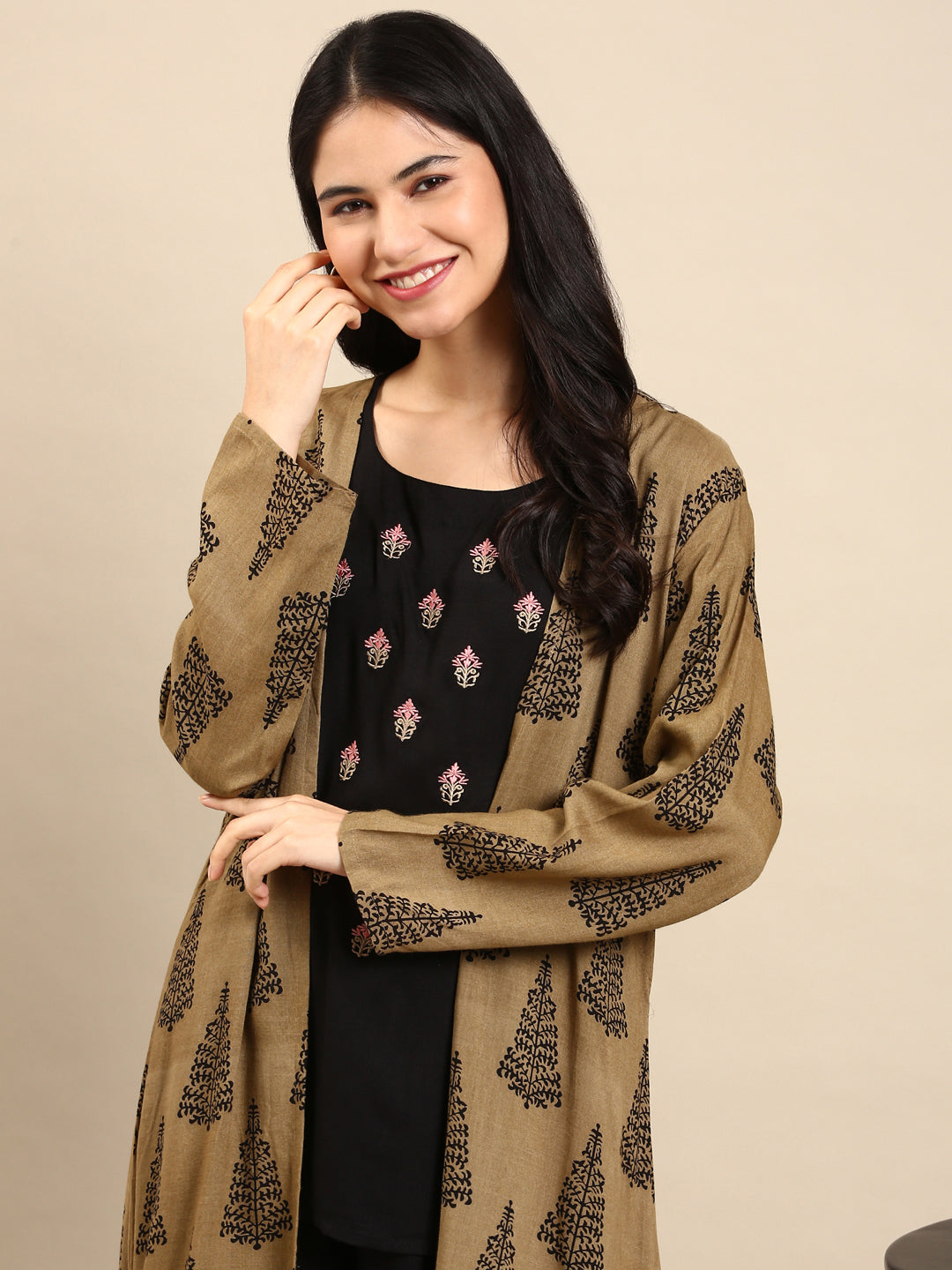 Women's Beige Printed Kurta Set