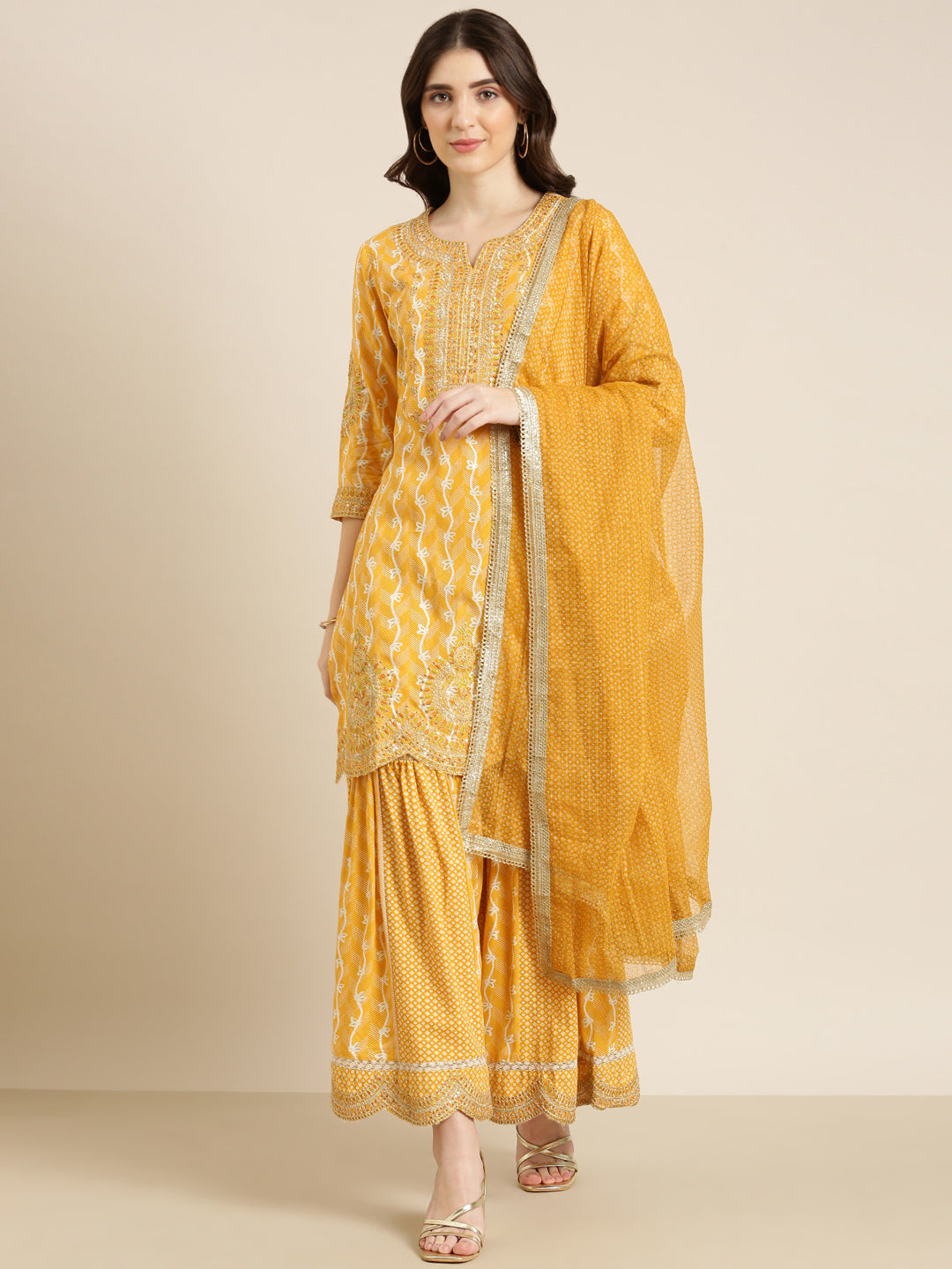 Women Mustard Geometrical Kurta Set