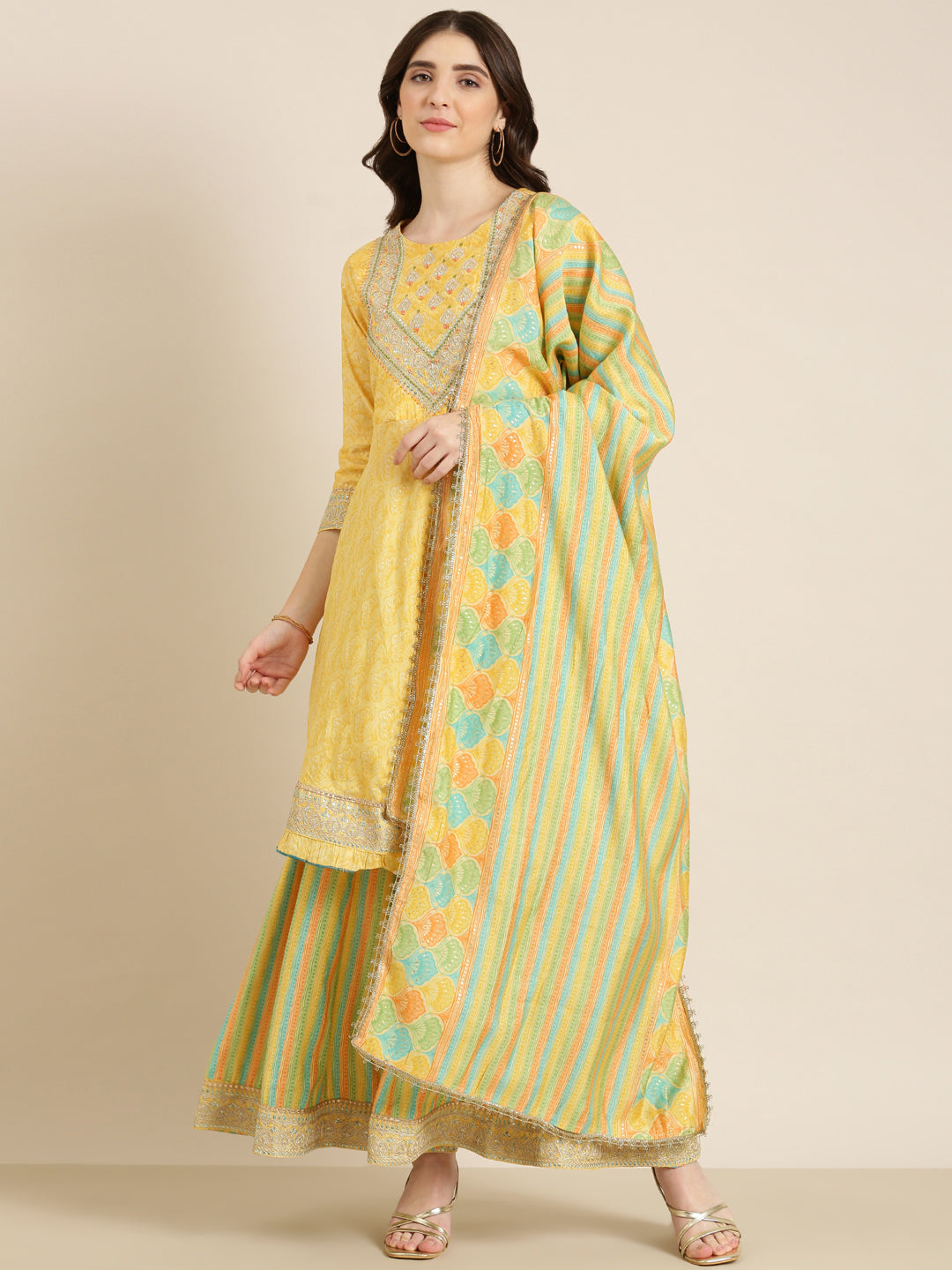 Women's Yellow Ethnic Motifs Printed Thread Work Kurta Set With Dupatta