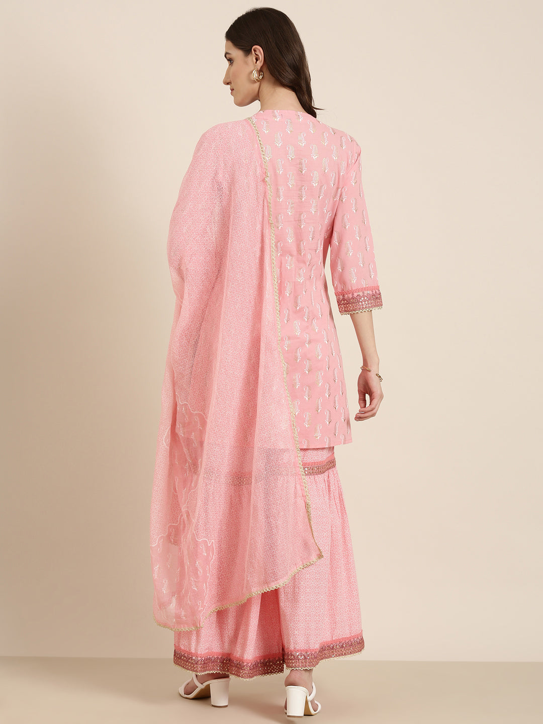 Women Pink Paisley Kurta Set