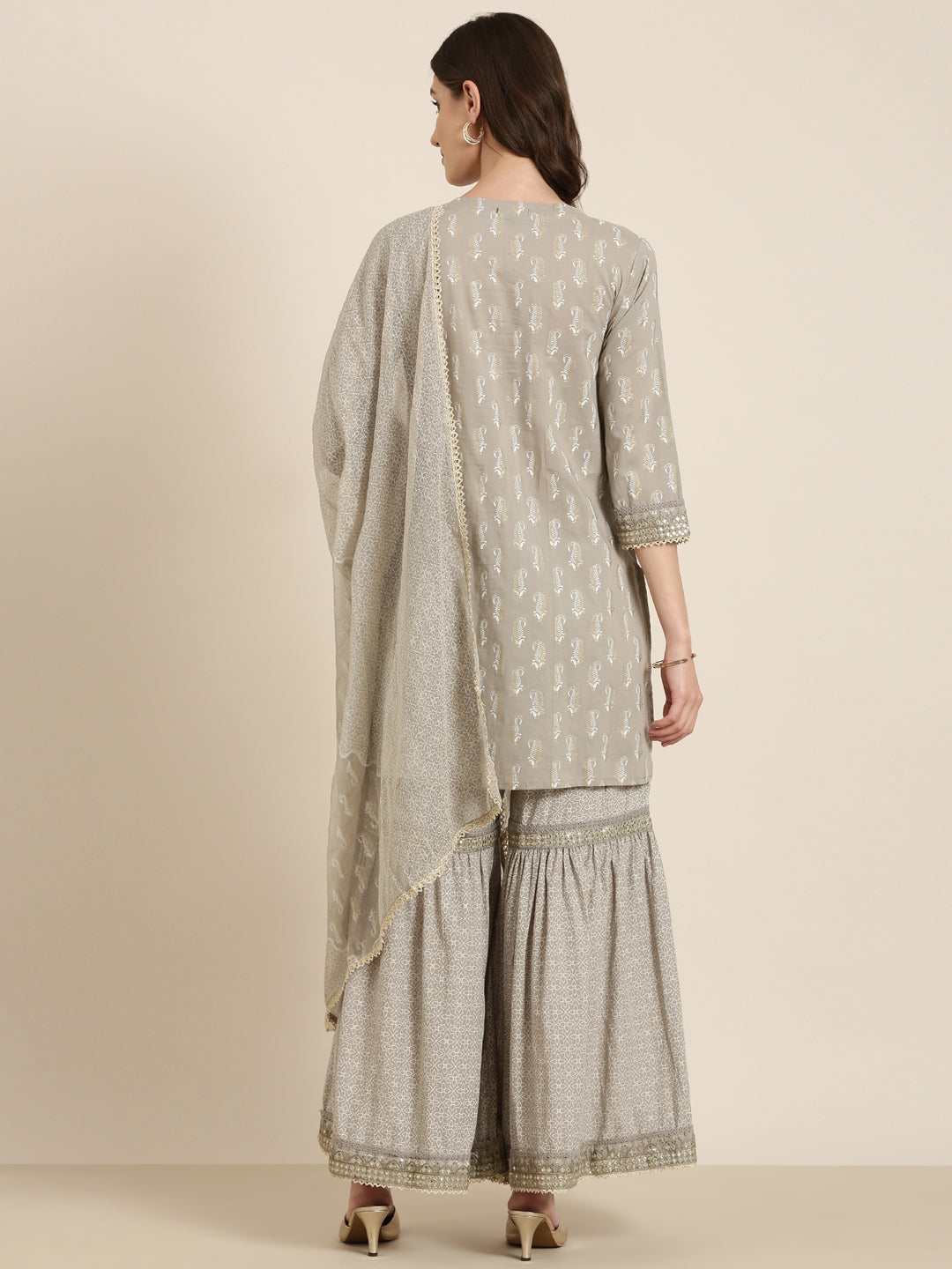 Women Taupe Paisley Kurta Set