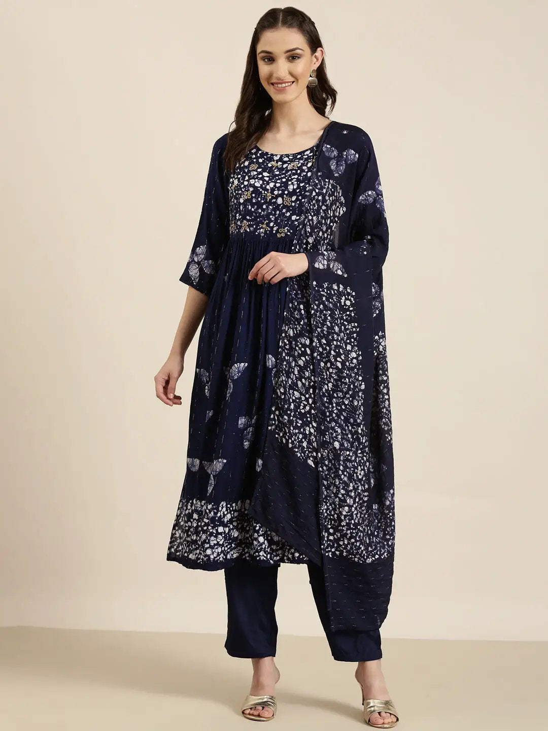 Women's Navy Blue Floral Kurta Set