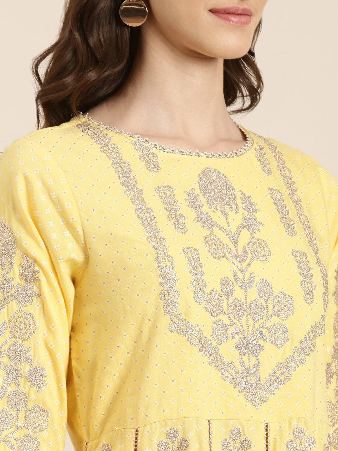 Women Yellow Floral Kurta Set