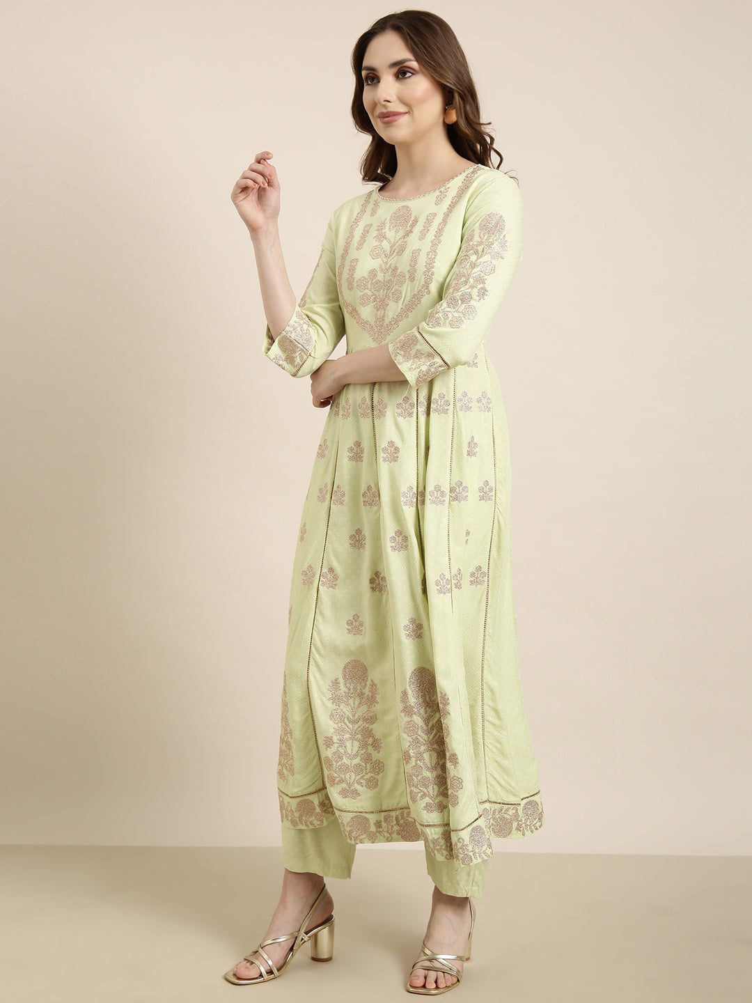 Women Anarkali Green Floral Kurta and Trousers Set Comes With Dupatta and Potli Bag