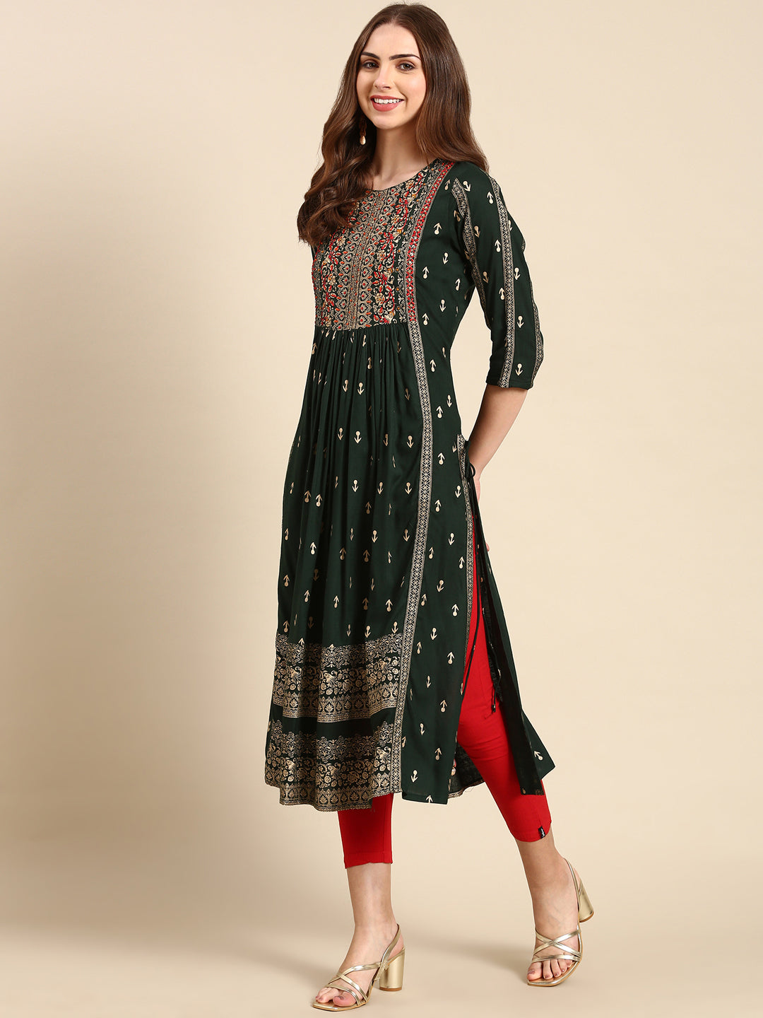 Women's Green Embellished Anarkali Kurta