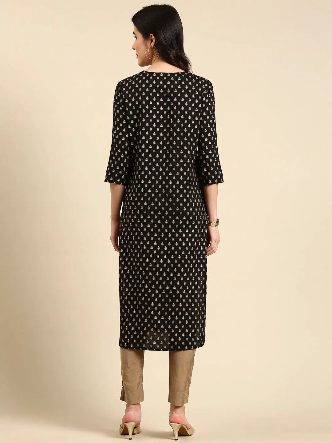 Women's Black Ethnic Motifs Printed Round Neck Straight Kurta - from SHOWOFFFF