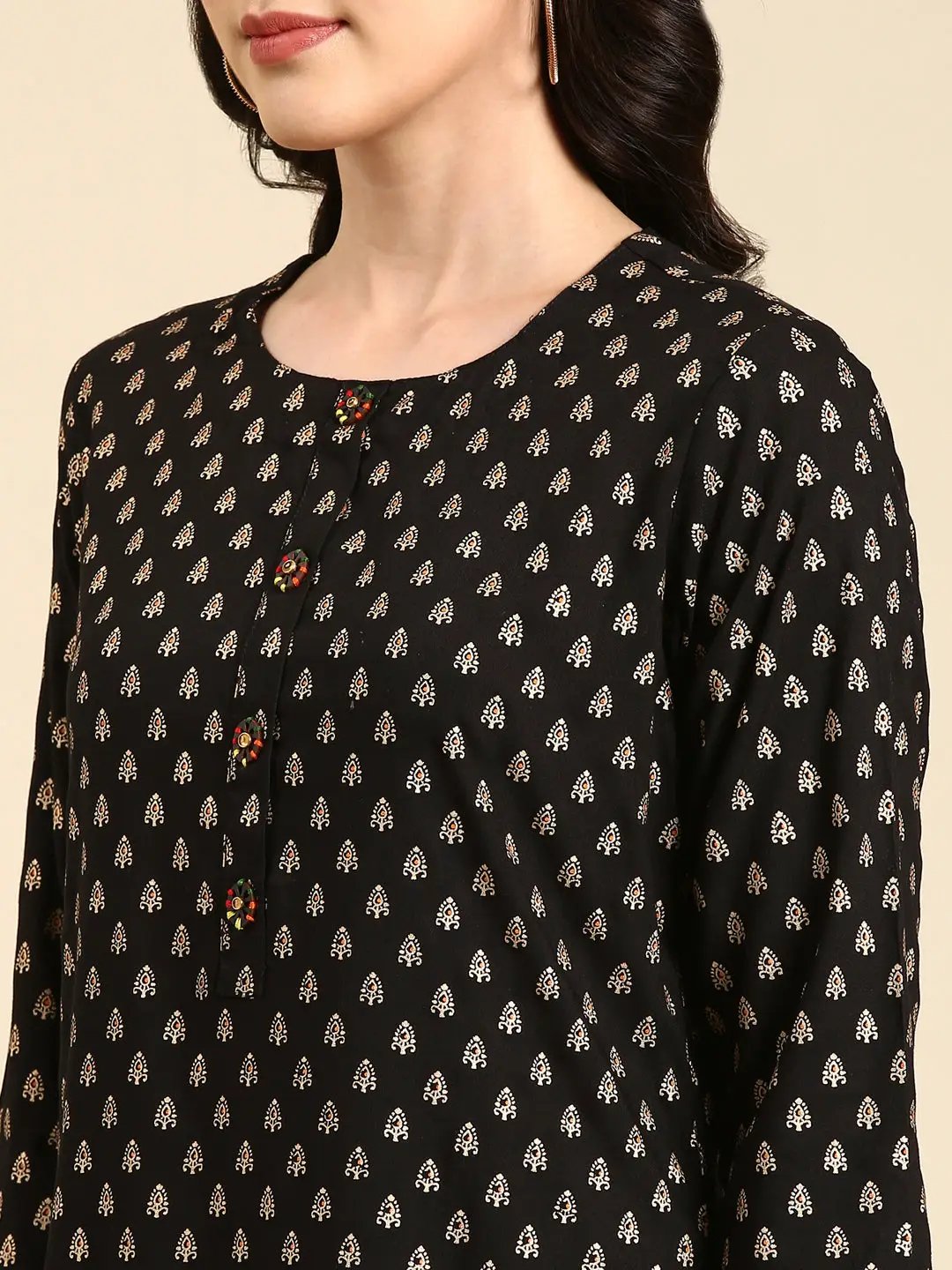 Women's Black Ethnic Motifs Printed Round Neck Straight Kurta - from SHOWOFFFF