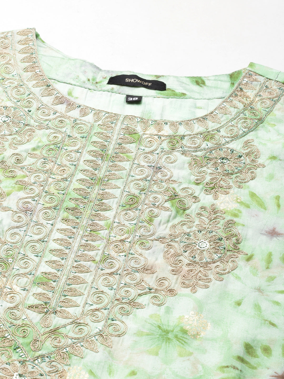 Women's Green Floral Printed Thread Work Detailed Straight Kurta Set With Dupatta