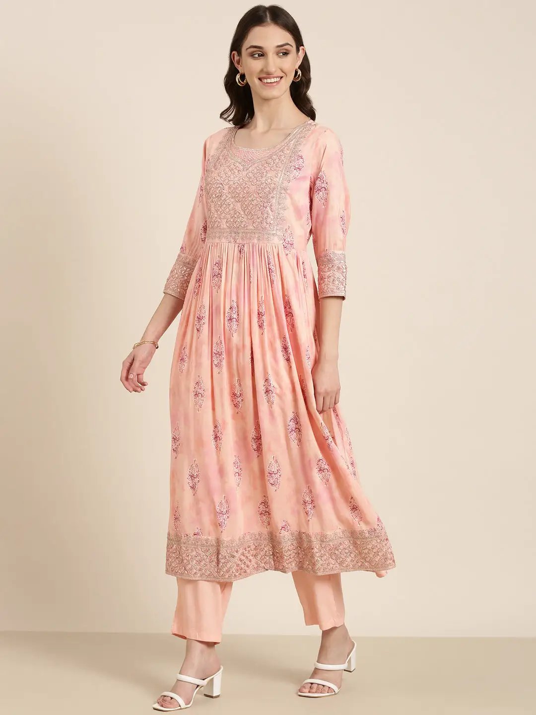 Women's Peach Floral Kurta Set