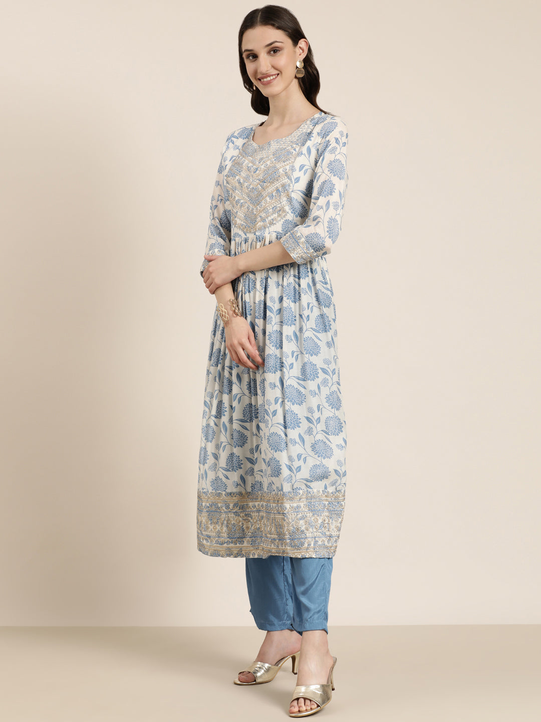 Women Cream Floral Kurta Set