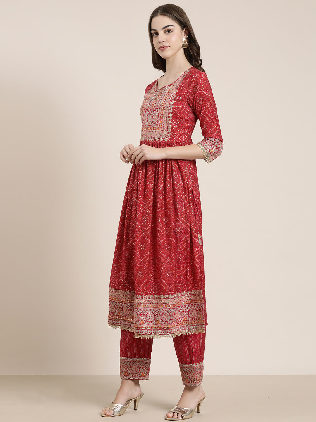 Women's Fuchsia Bandhani Printed Thread Work Anarkali Kurta Set With Dupatta