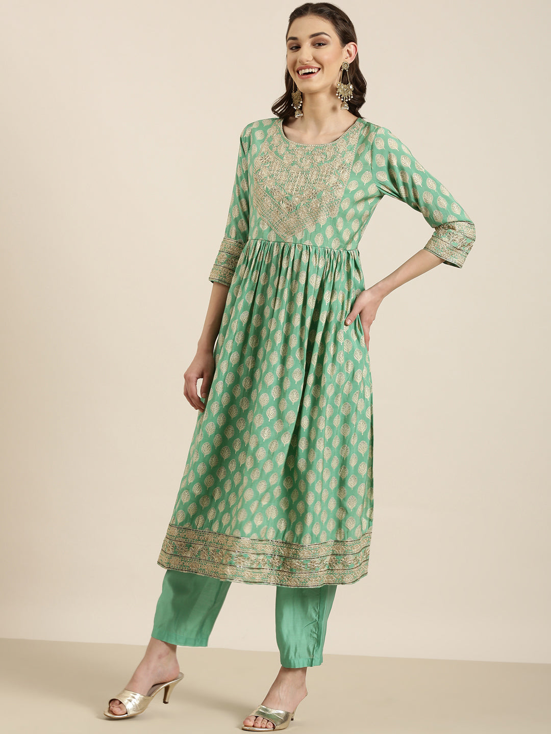 Women Green Floral Kurta Set