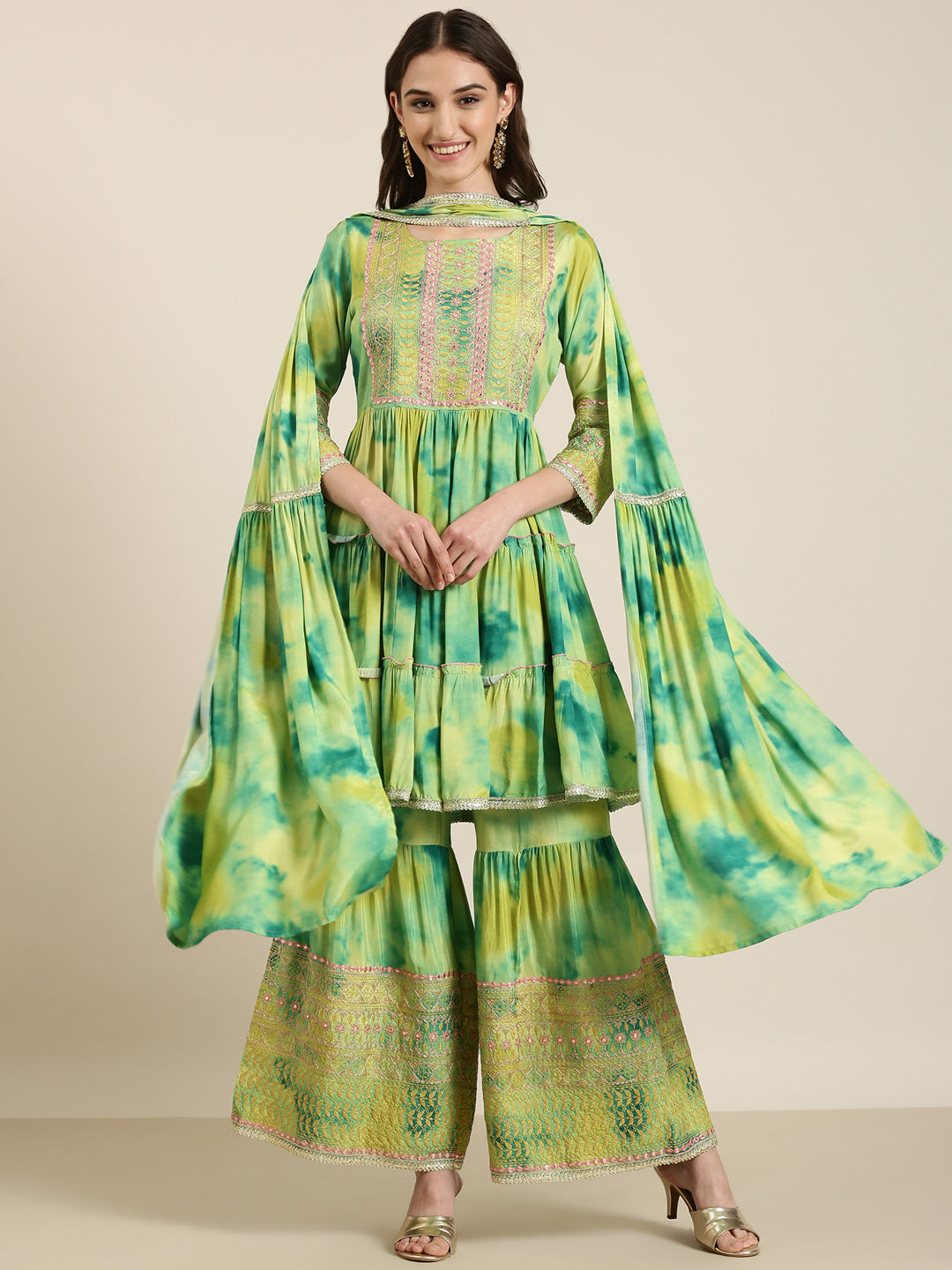 Women Green Solid Kurta Set