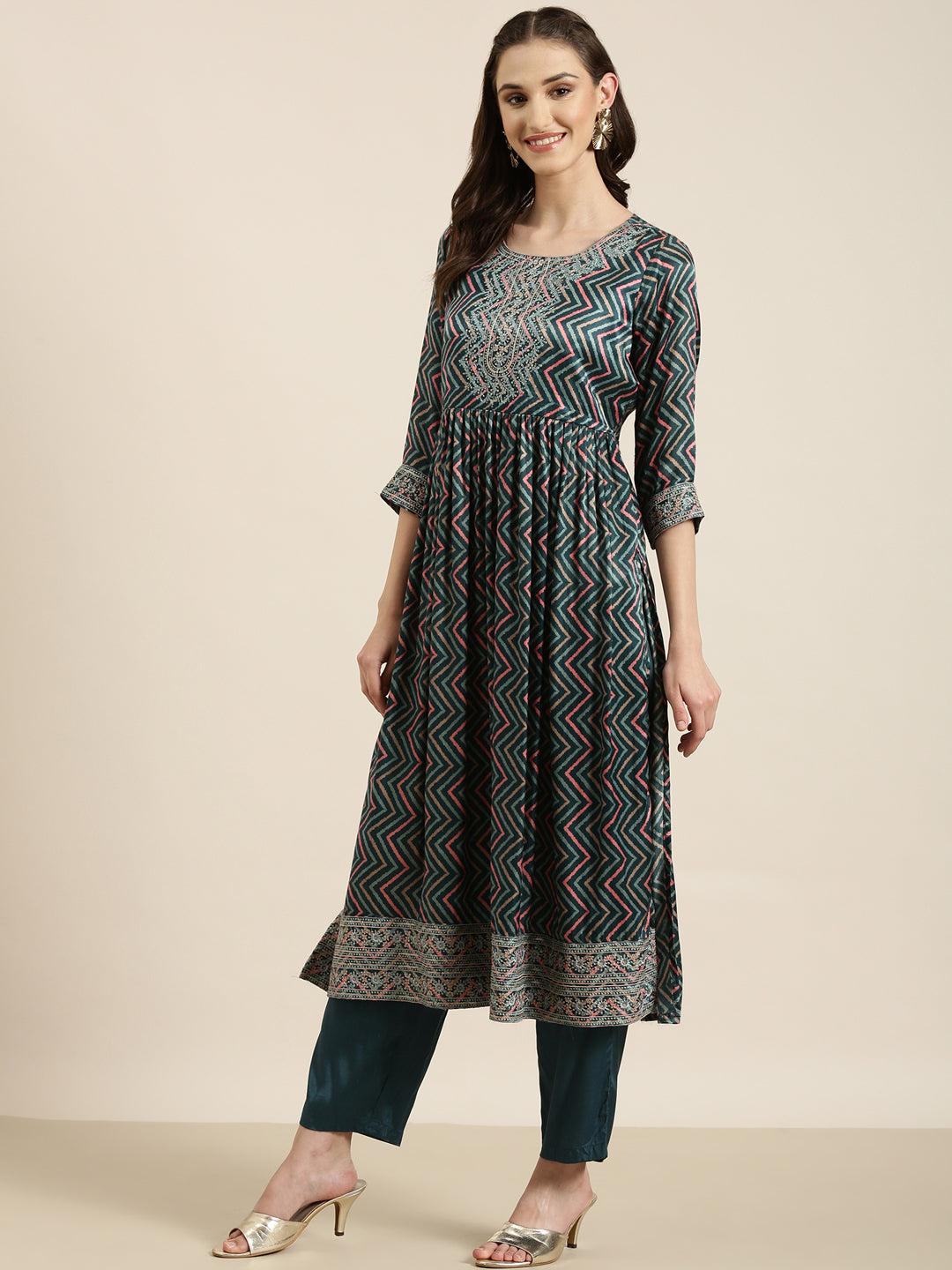 Women Teal Chevron Kurta Set