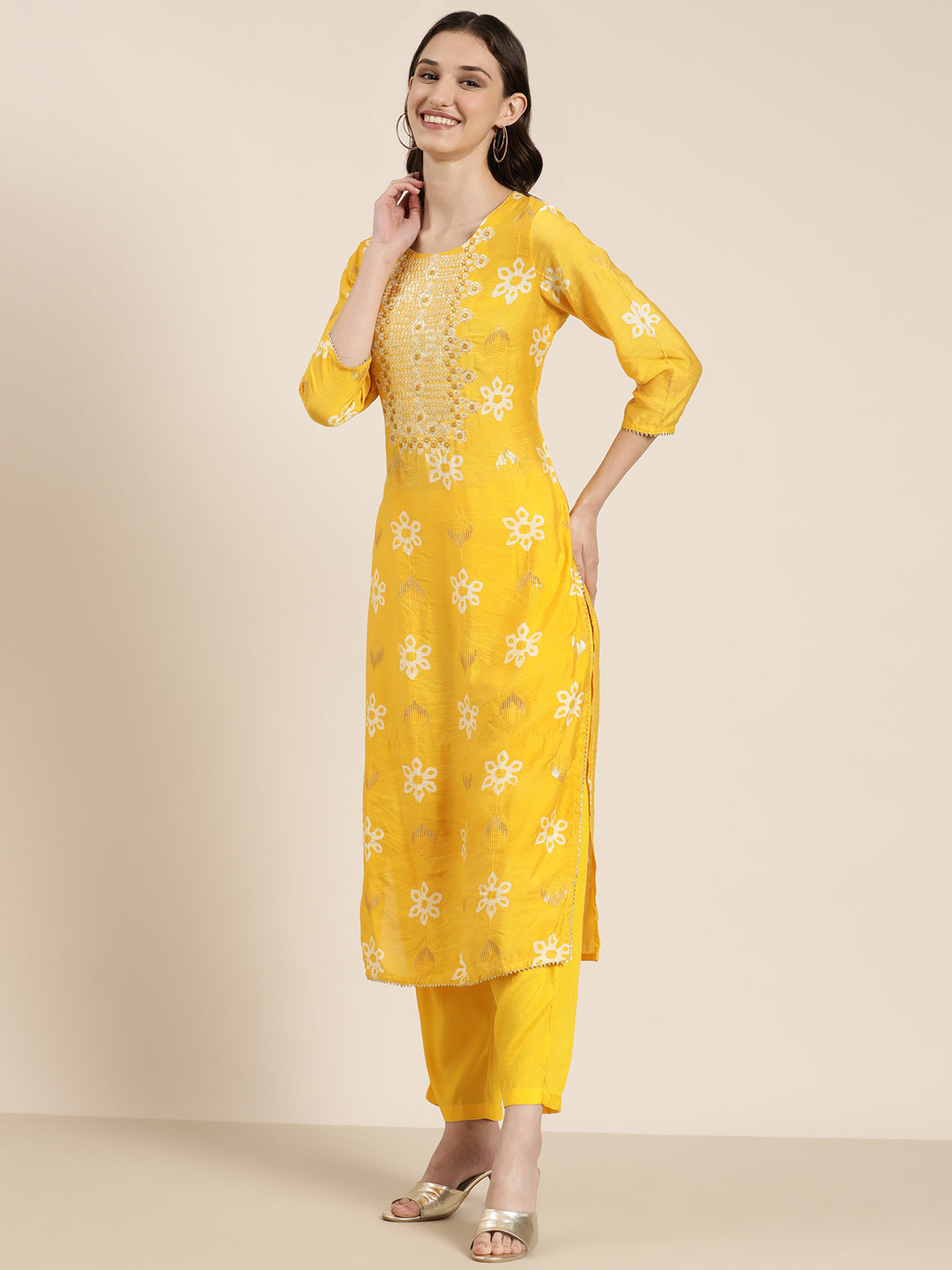 Women Yellow Floral Kurta Set