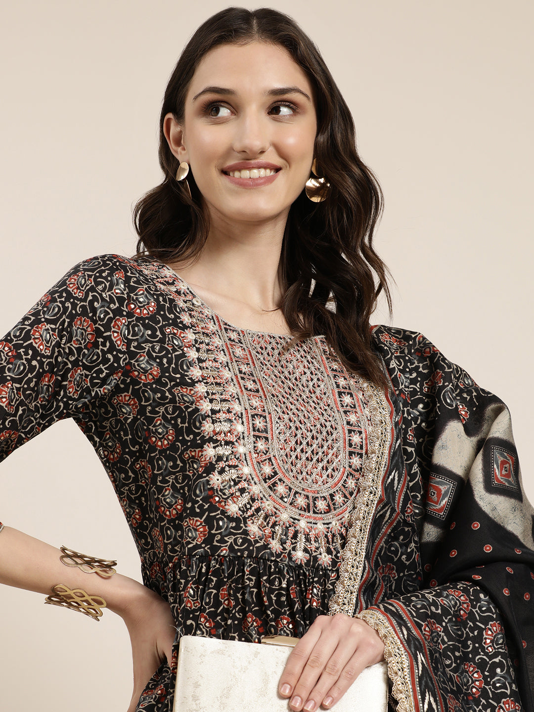 Women Black Floral Kurta Set