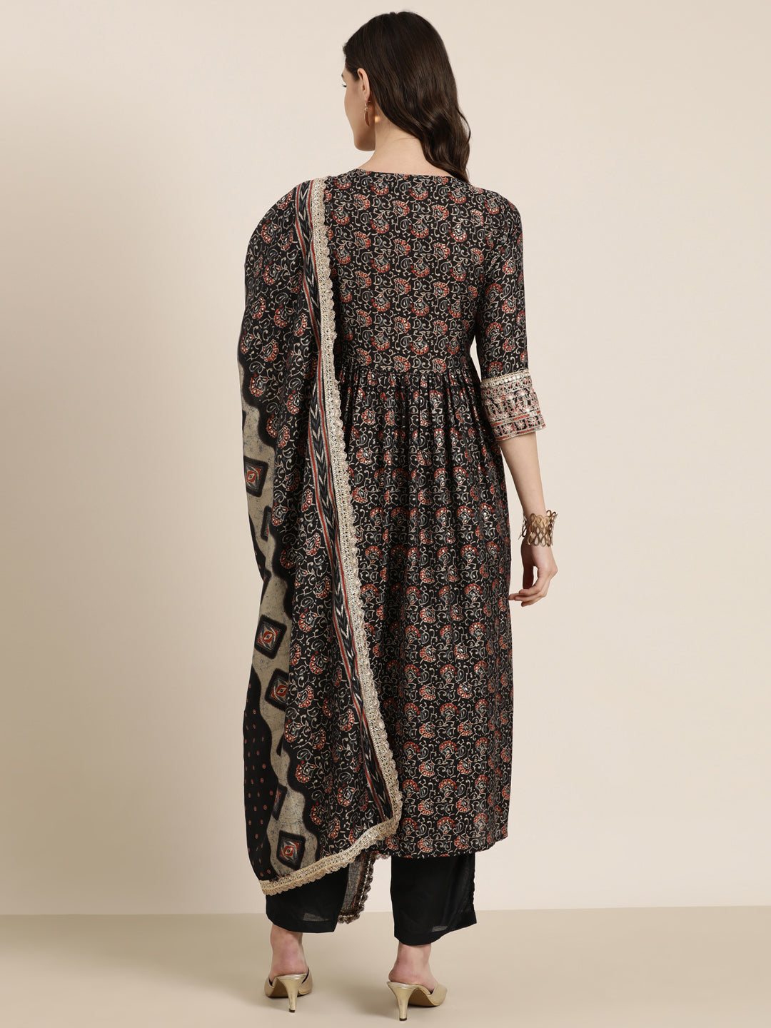 Women Black Floral Kurta Set