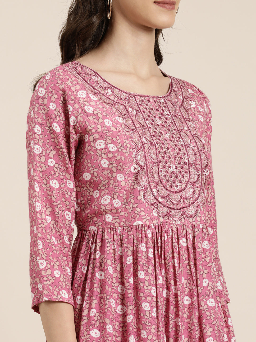 Women Pink Floral Kurta Set