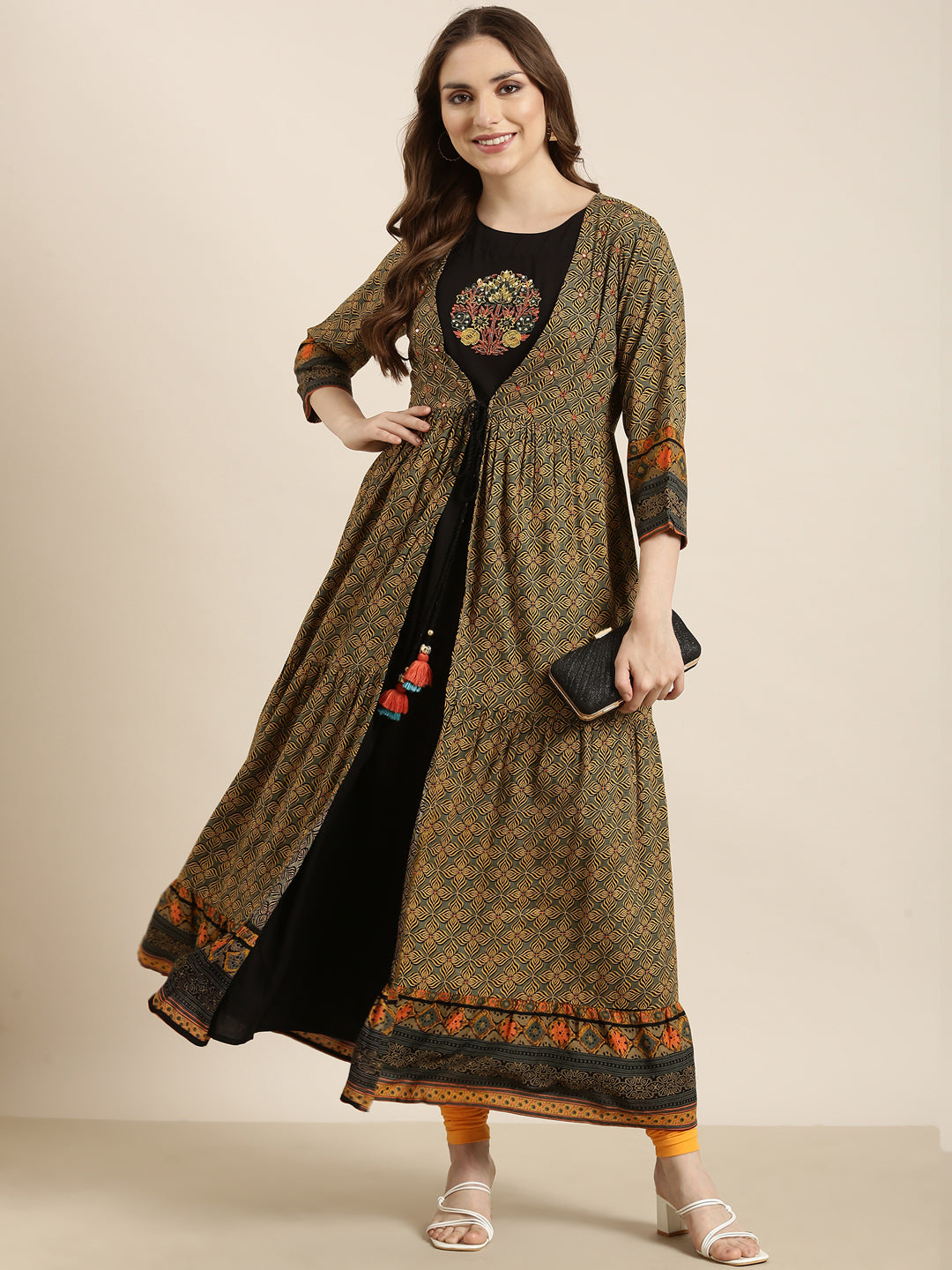 Women Anarkali Black Solid Kurta Comes With Overcoat