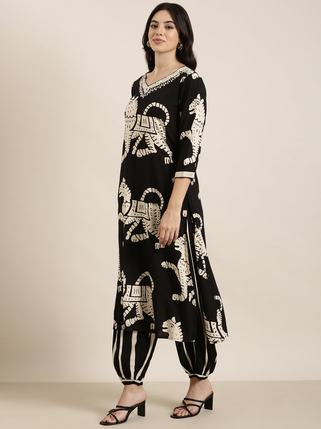 Women's Straight Black Ethnic Motifs Kurta and Patiala Set