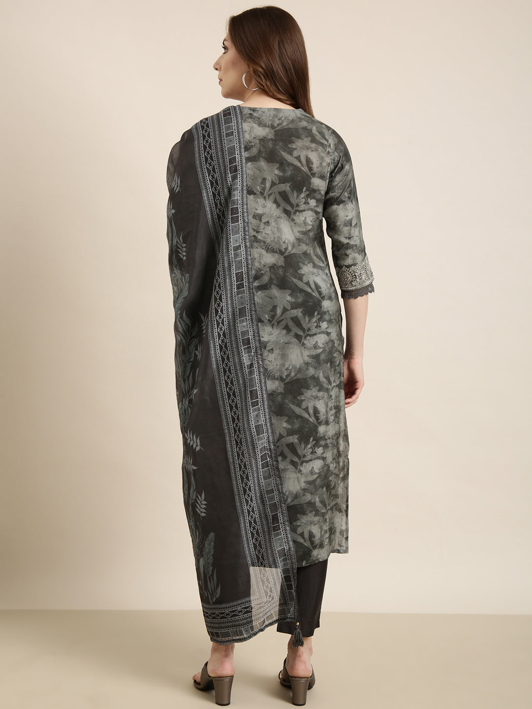 Women Straight Grey Floral Kurta and Trousers Set Comes With Dupatta