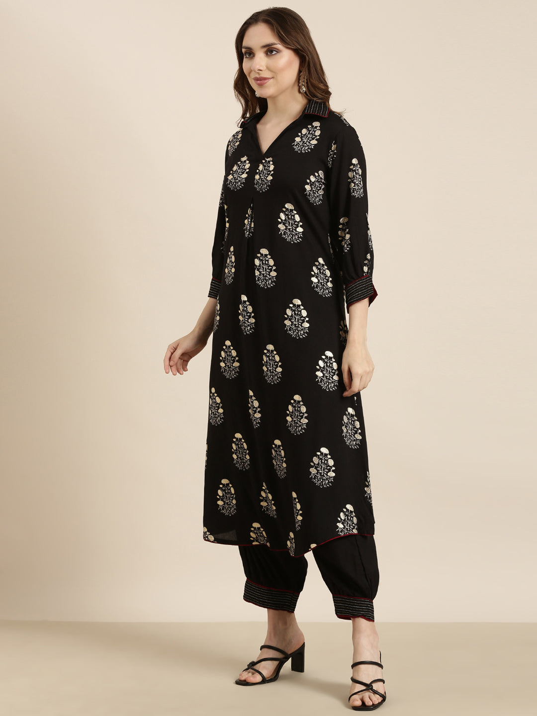 Women Straight Black Floral Kurta and Patiala Set