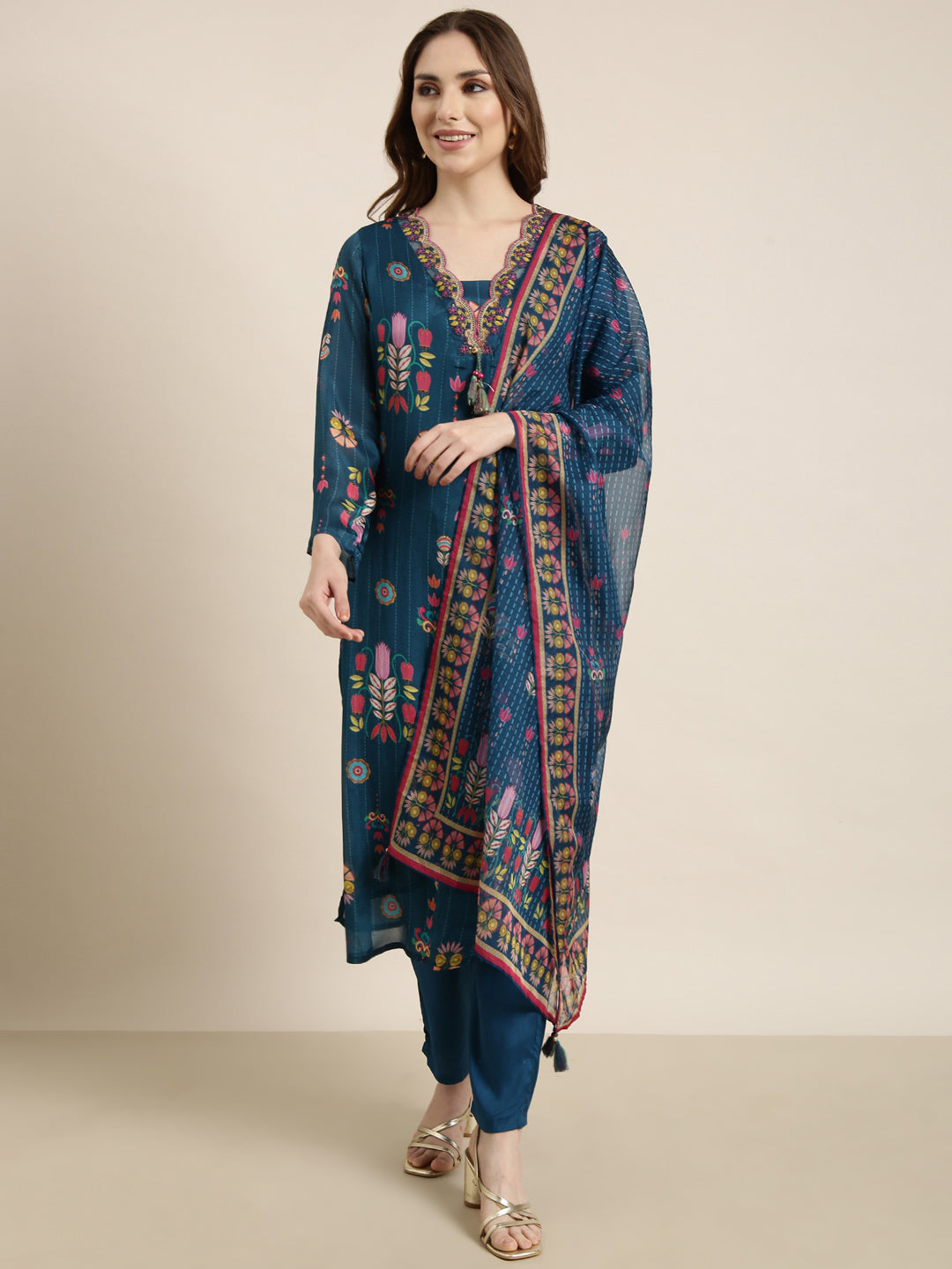 Women Straight Blue Floral Kurta and Trousers Set Comes With Dupatta