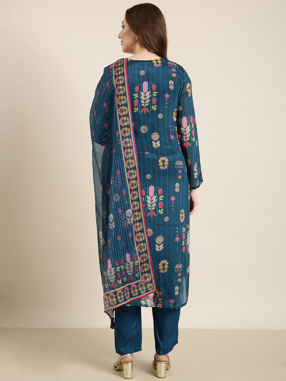 Women Straight Blue Floral Kurta and Trousers Set Comes With Dupatta