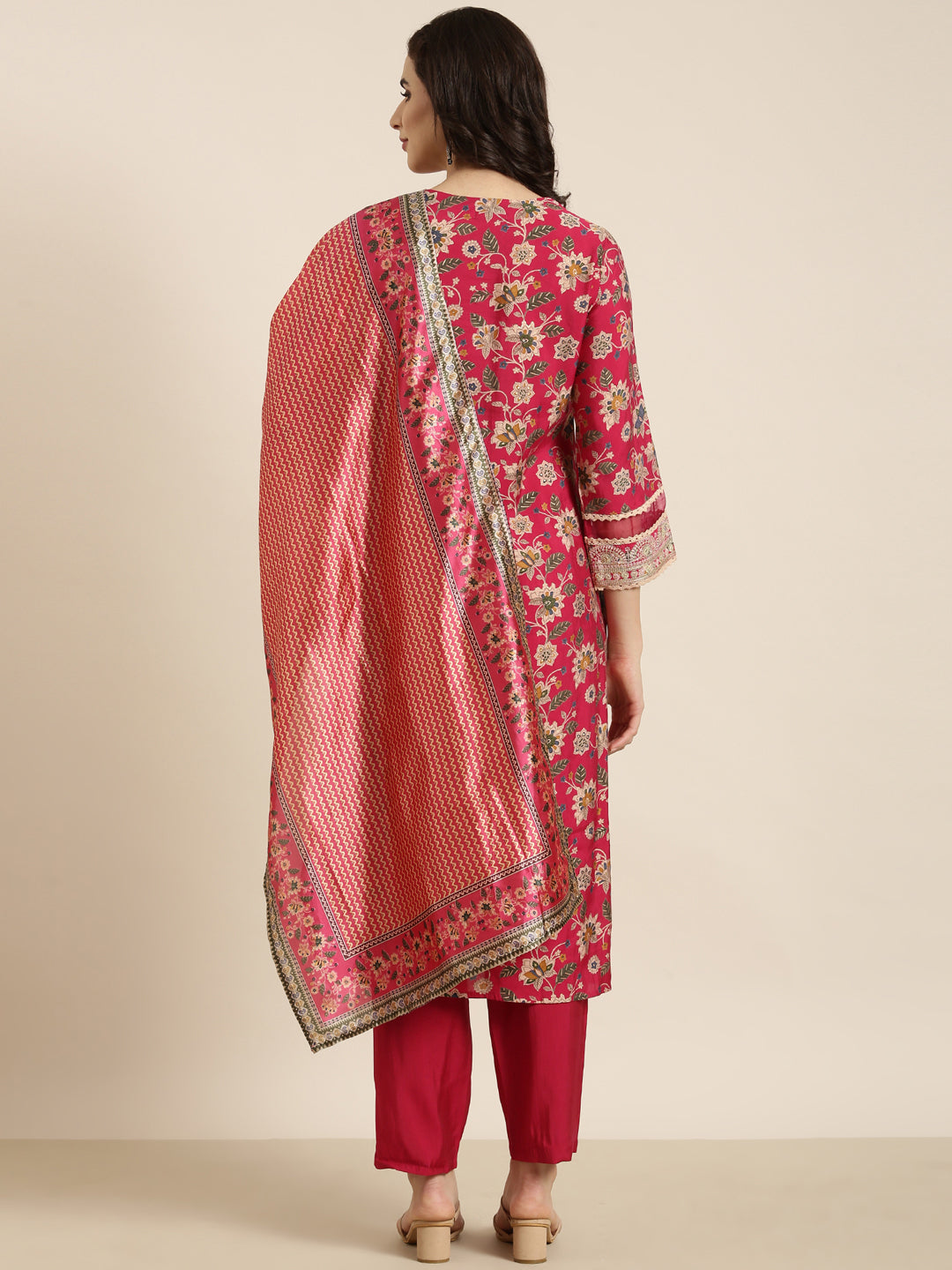 Women Straight Pink Floral Kurta and Trousers Set Comes With Dupatta