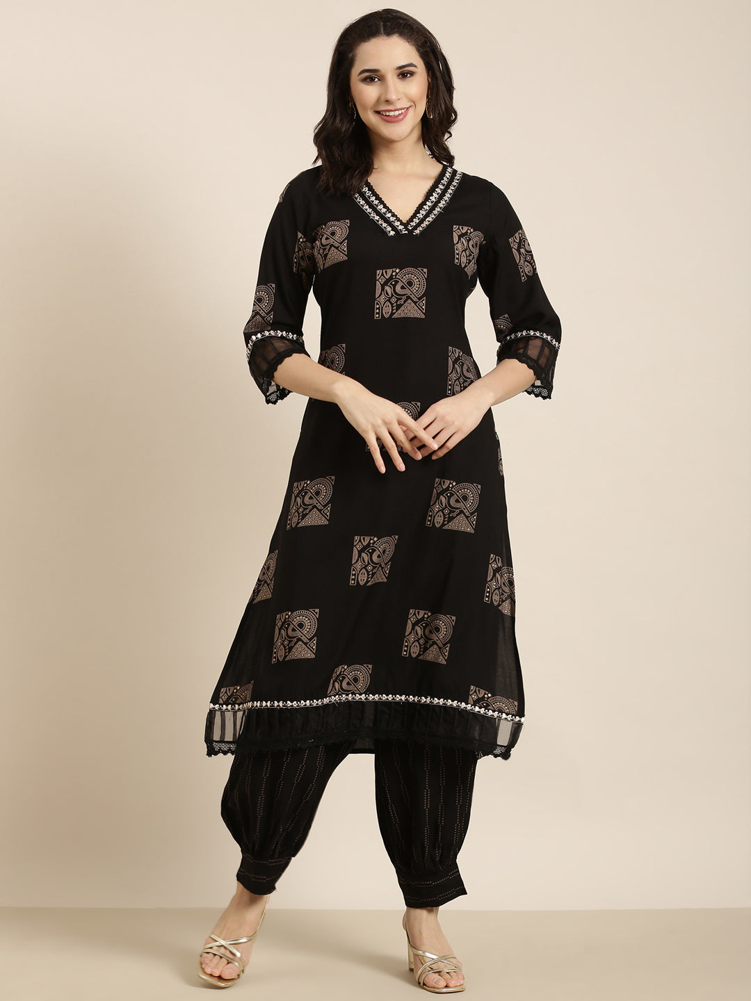 Women Straight Black Ethnic Motifs Kurta and Patiala Set