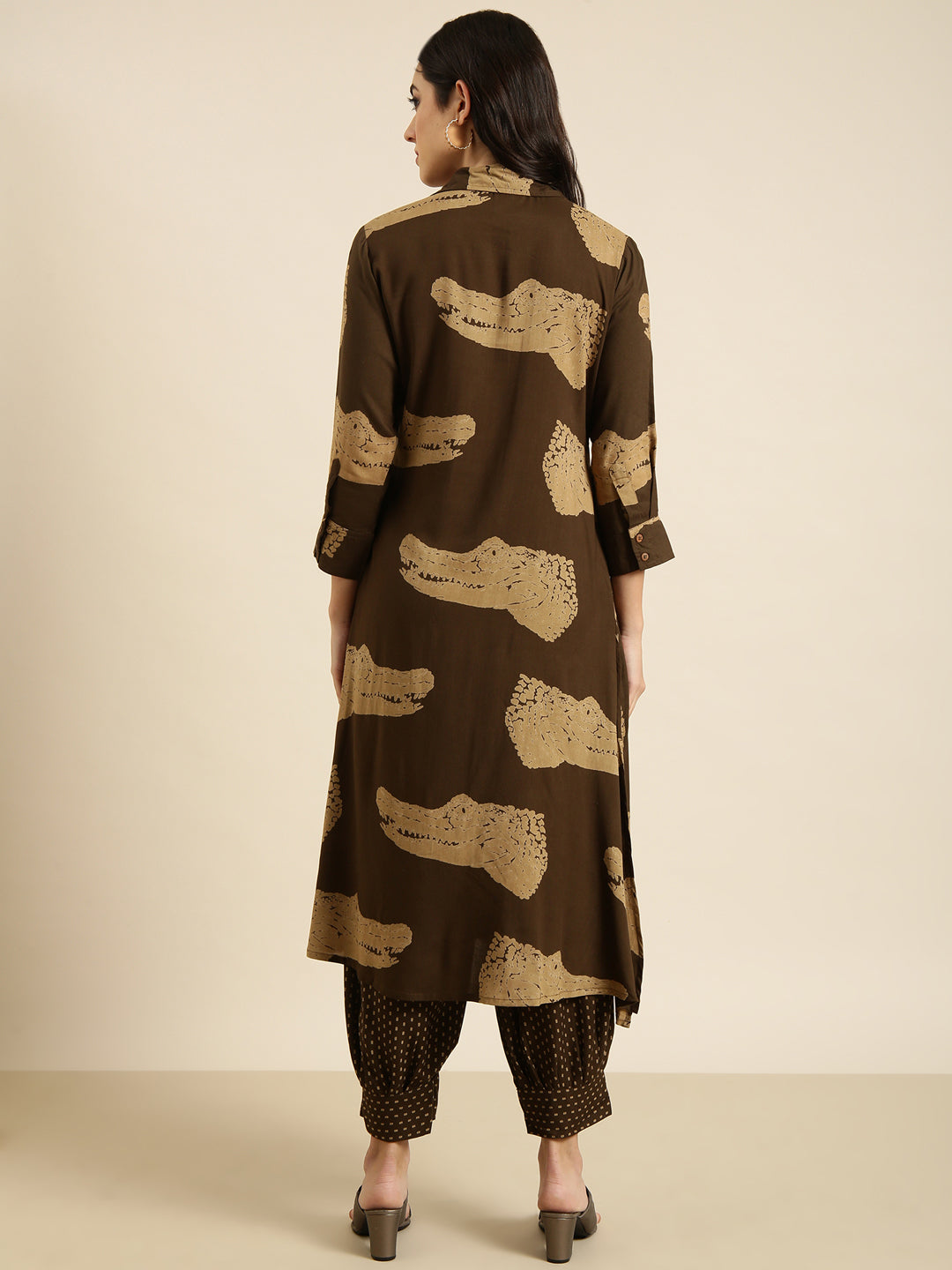 Women Straight Olive Animal Kurta and Patiala Set