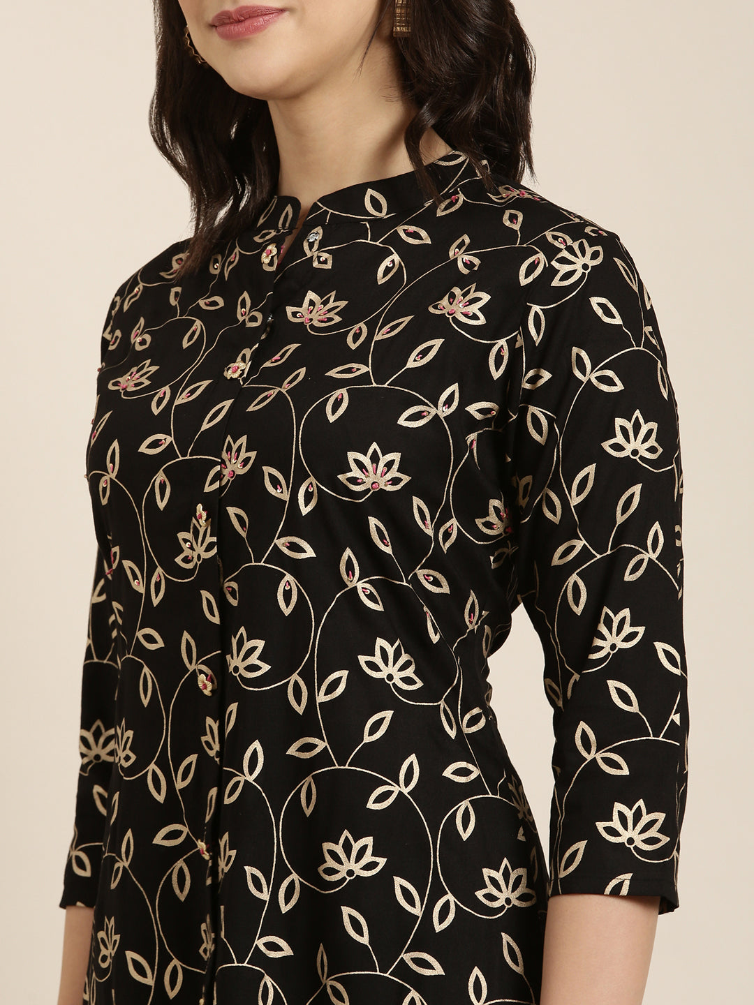 Women Straight Black Floral Kurta